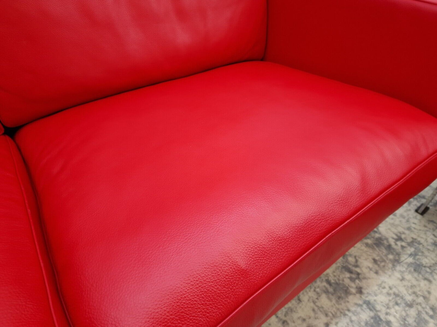 4757565