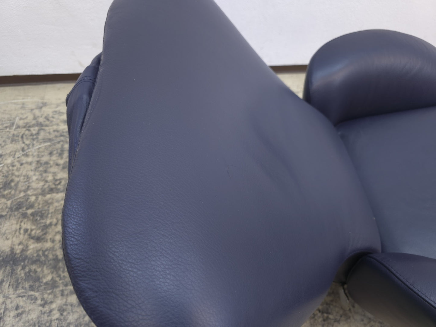 Cassina Dodo Sessel Leder Blau Relaxsessel-Cassina-JSFurniture