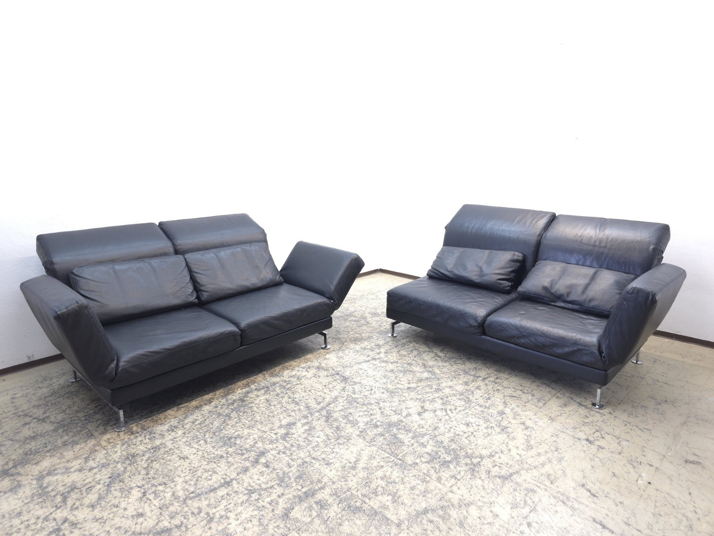 {{ product_title }} – {{ product_type }} von JS Furniture, Designer-Möbel gebraucht.