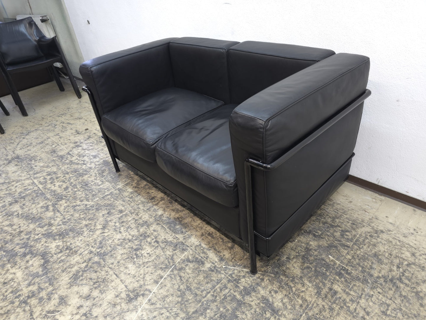 {{ product_title }} – {{ product_type }} von JS Furniture, Designer-Möbel gebraucht.