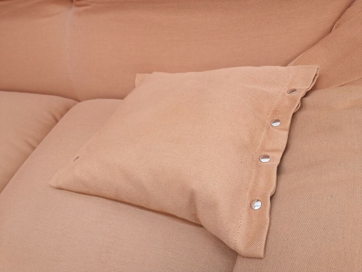 {{ product_title }} – {{ product_type }} von JS Furniture, Designer-Möbel gebraucht.
