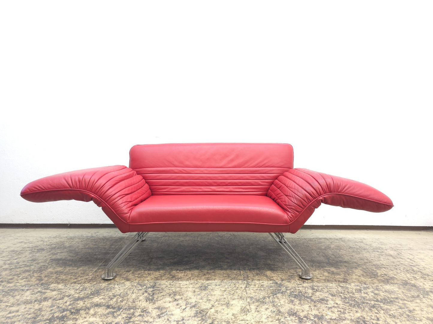 {{ product_title }} – {{ product_type }} von JS Furniture, Designer-Möbel gebraucht.