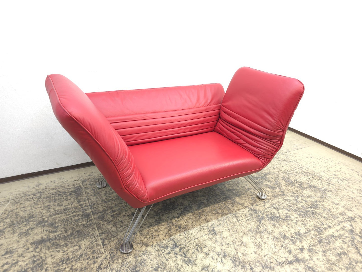 {{ product_title }} – {{ product_type }} von JS Furniture, Designer-Möbel gebraucht.