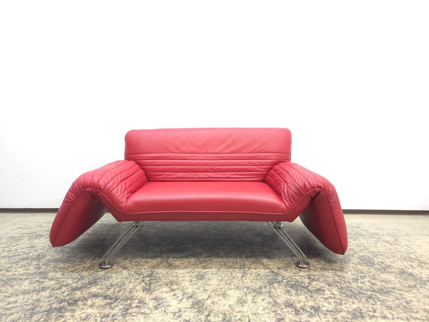 {{ product_title }} – {{ product_type }} von JS Furniture, Designer-Möbel gebraucht.