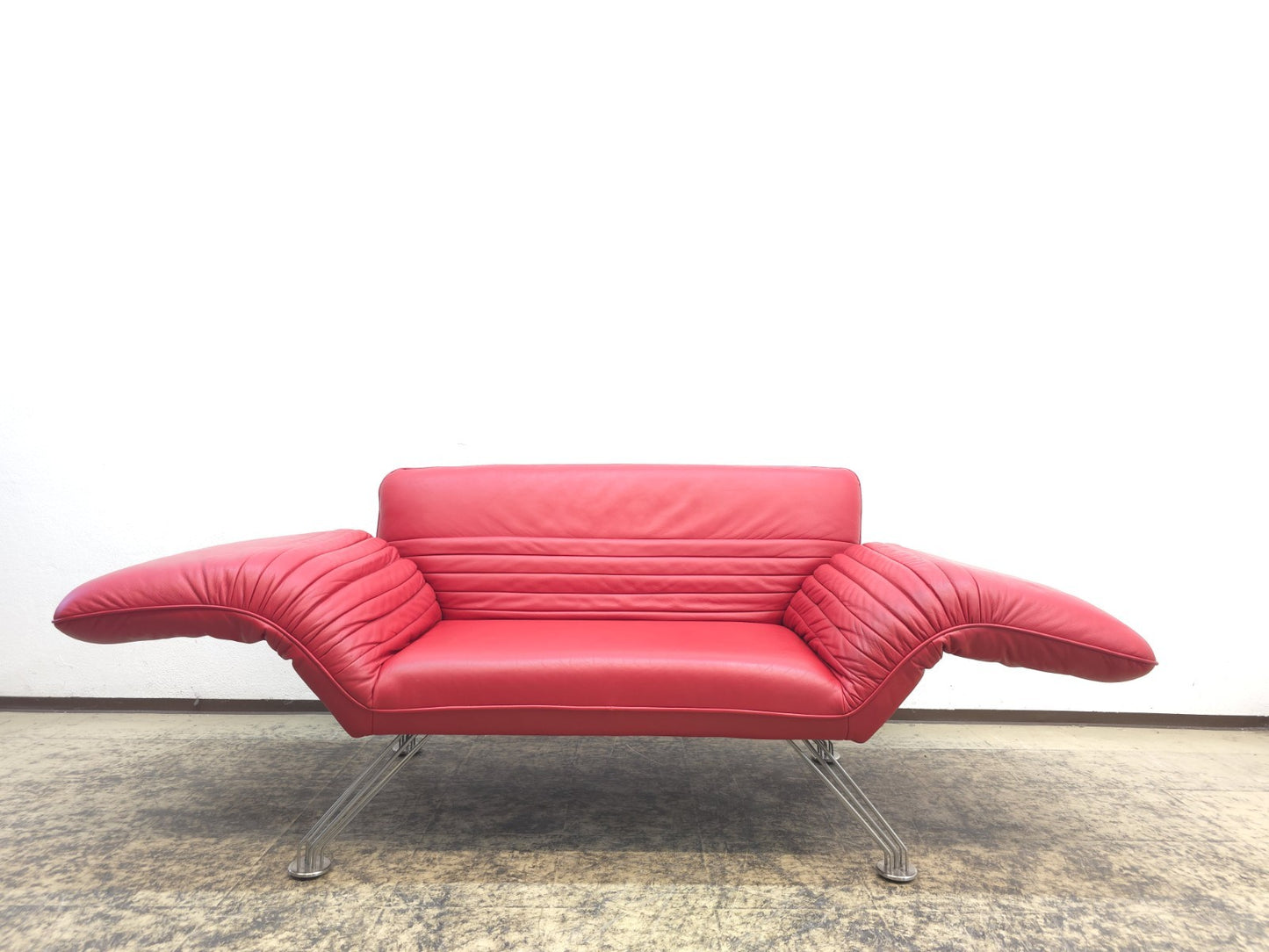 {{ product_title }} – {{ product_type }} von JS Furniture, Designer-Möbel gebraucht.