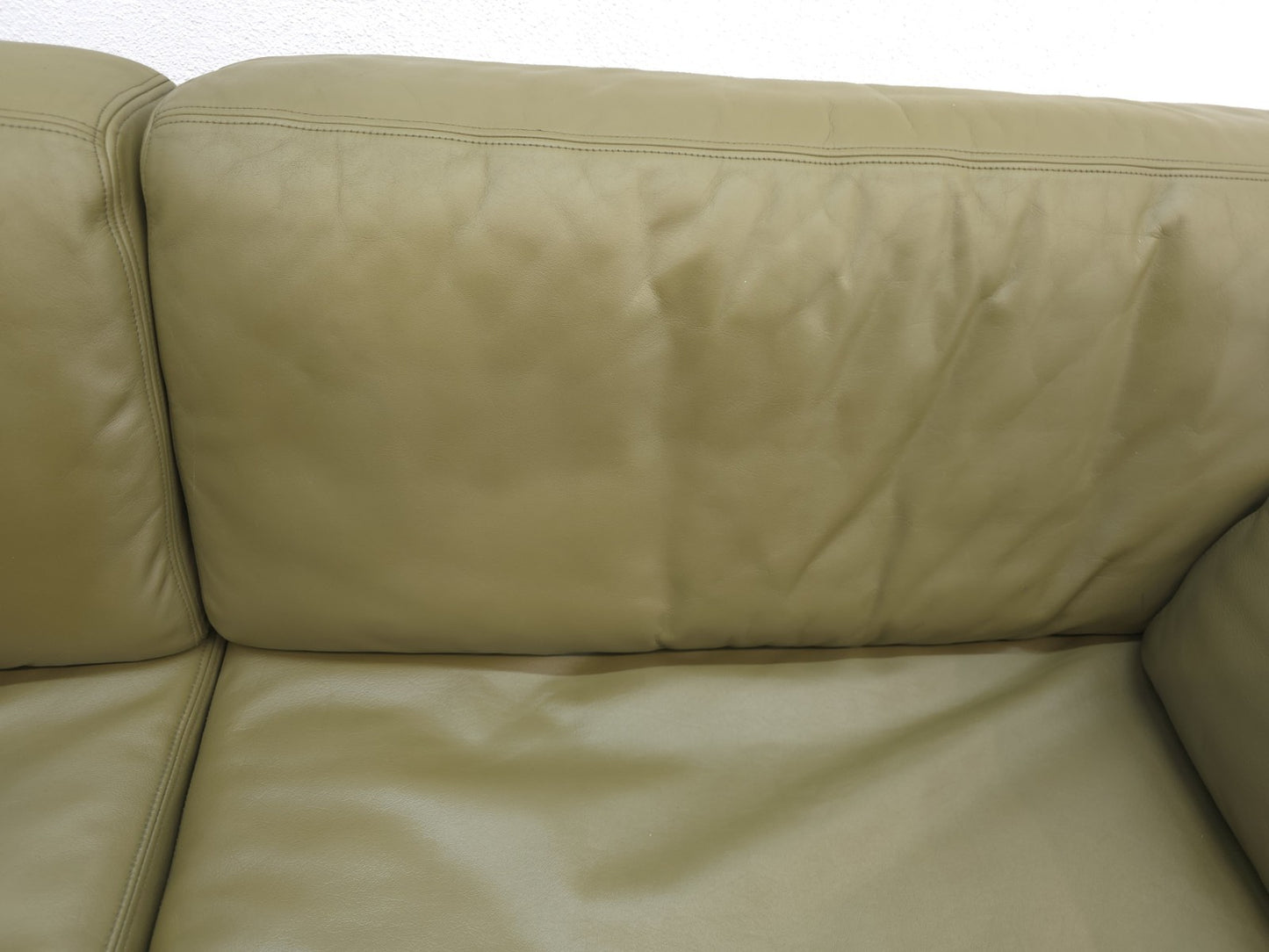 {{ product_title }} – {{ product_type }} von JS Furniture, Designer-Möbel gebraucht.