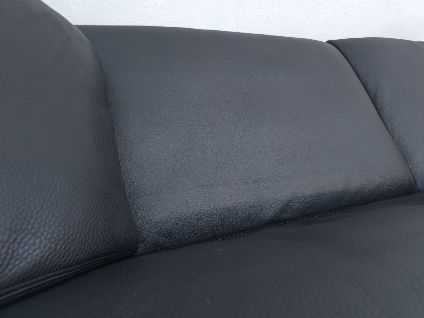 {{ product_title }} – {{ product_type }} von JS Furniture, Designer-Möbel gebraucht.