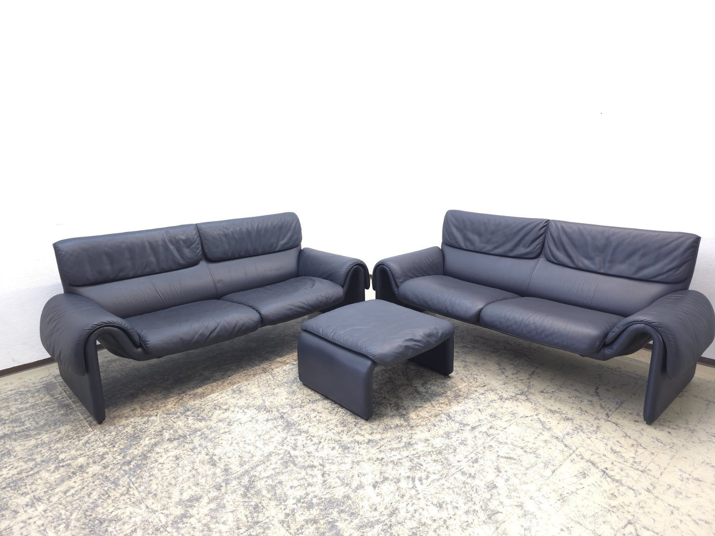 {{ product_title }} – {{ product_type }} von JS Furniture, Designer-Möbel gebraucht.