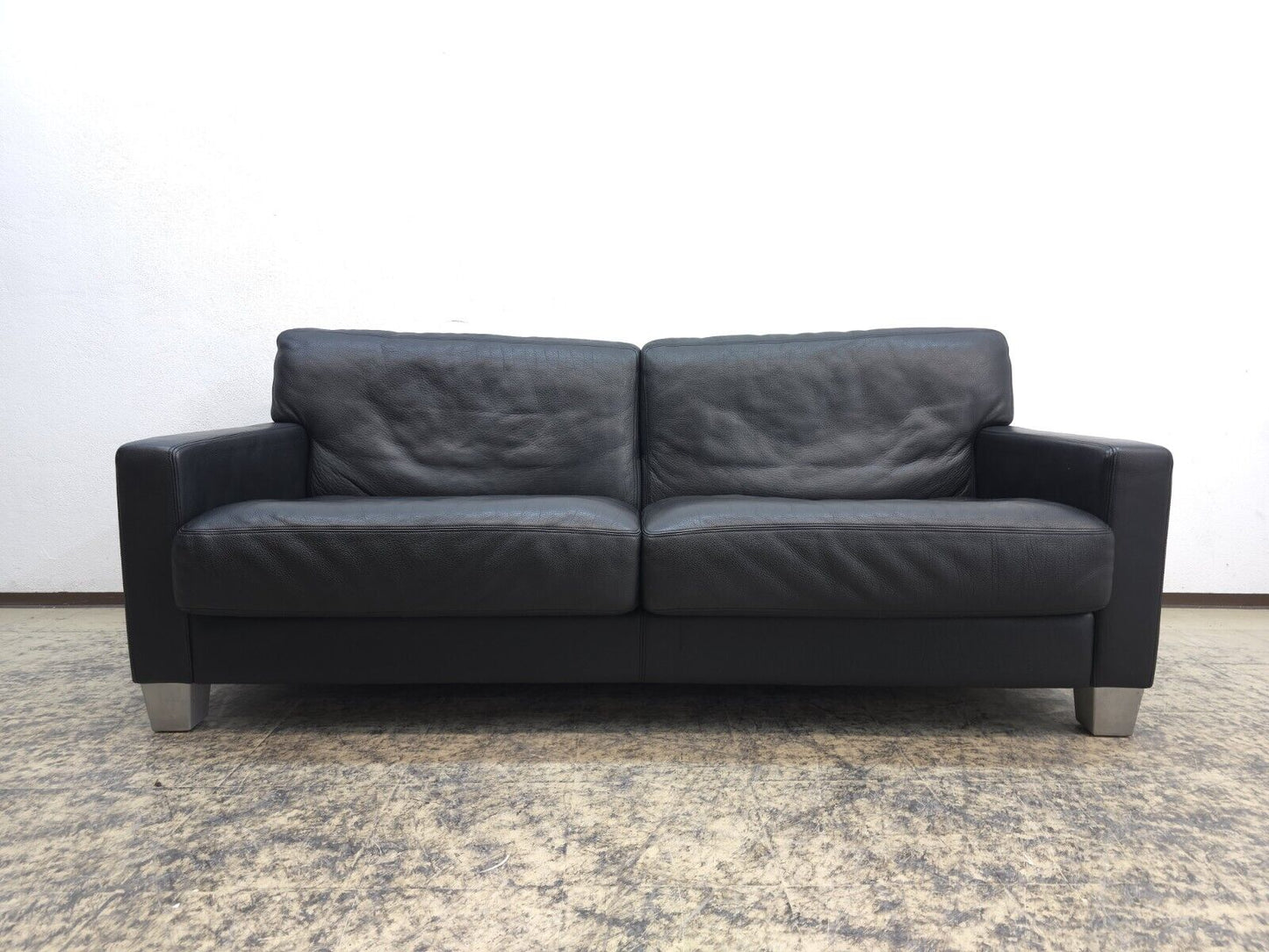 {{ product_title }} – {{ product_type }} von JS Furniture, Designer-Möbel gebraucht.