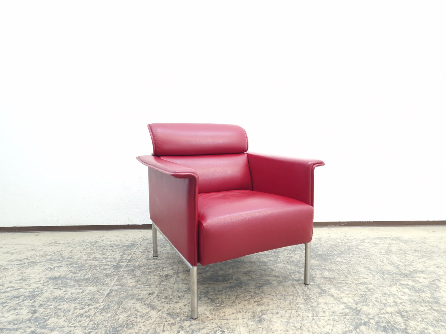 {{ product_title }} – {{ product_type }} von JS Furniture, Designer-Möbel gebraucht.