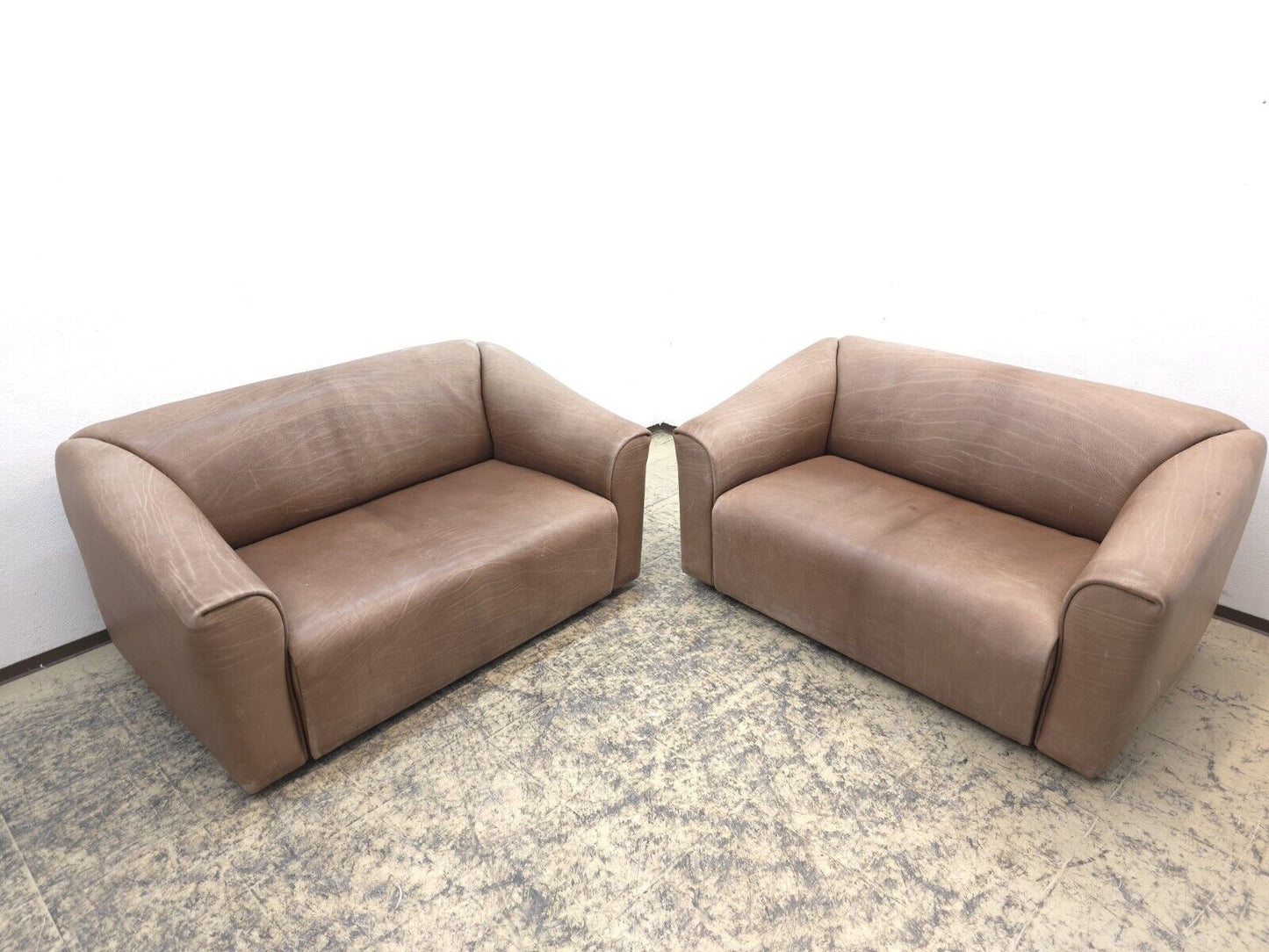 {{ product_title }} – {{ product_type }} von JS Furniture, Designer-Möbel gebraucht.