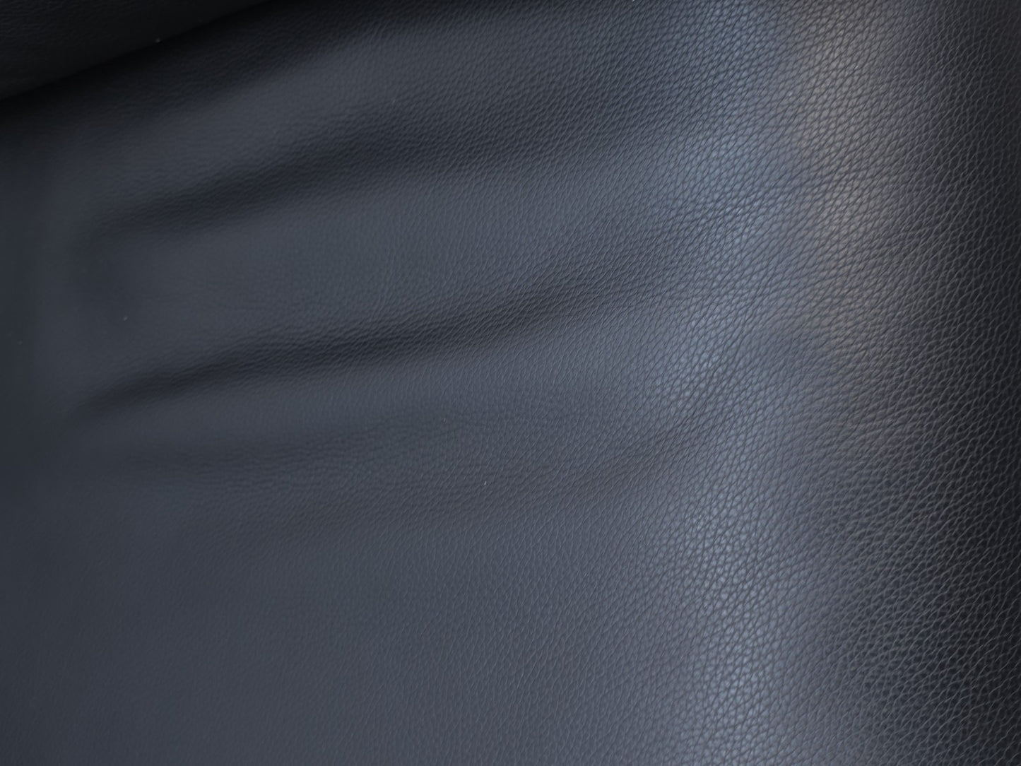 {{ product_title }} – {{ product_type }} von JS Furniture, Designer-Möbel gebraucht.