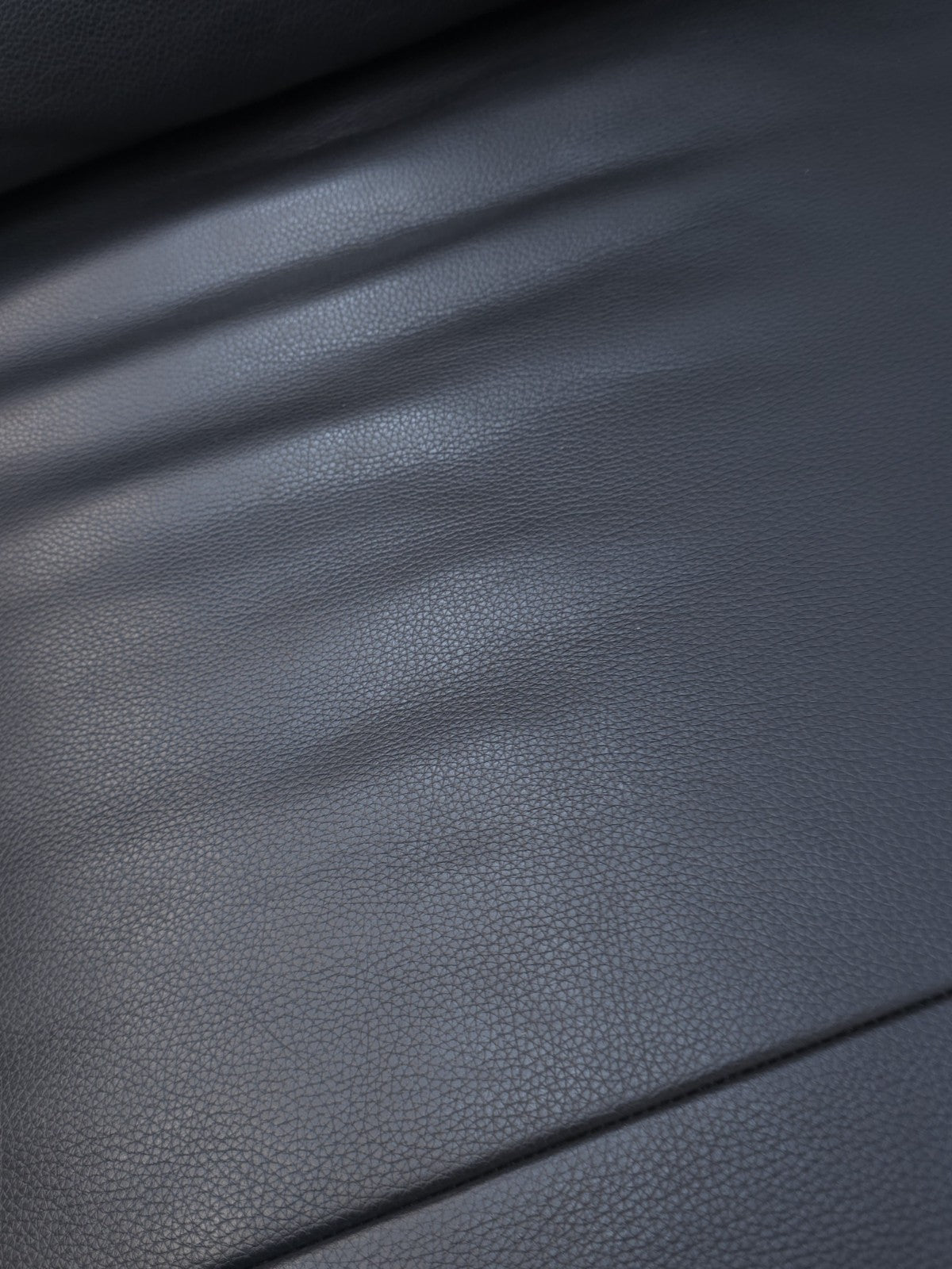 {{ product_title }} – {{ product_type }} von JS Furniture, Designer-Möbel gebraucht.