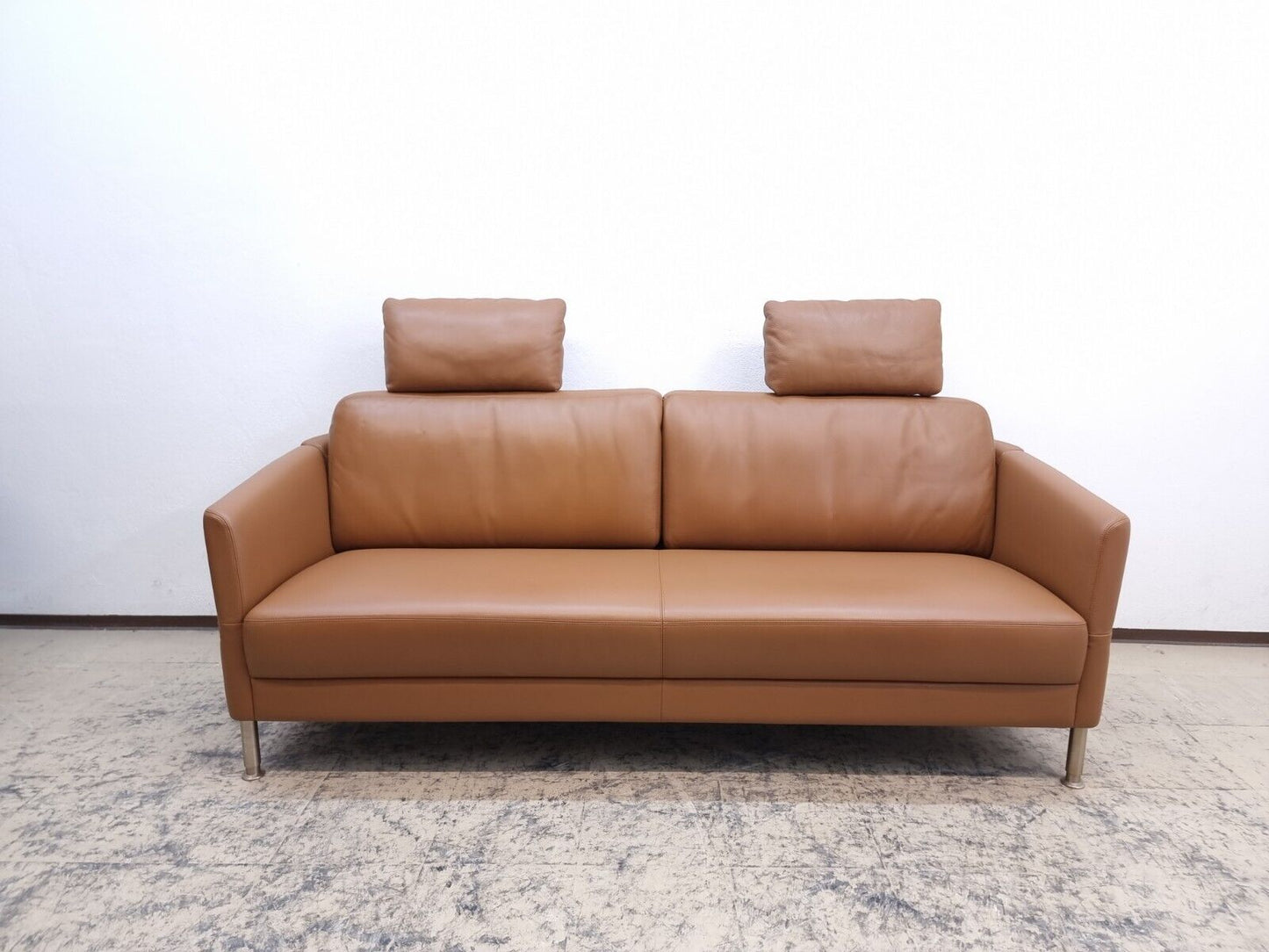 {{ product_title }} – {{ product_type }} von JS Furniture, Designer-Möbel gebraucht.