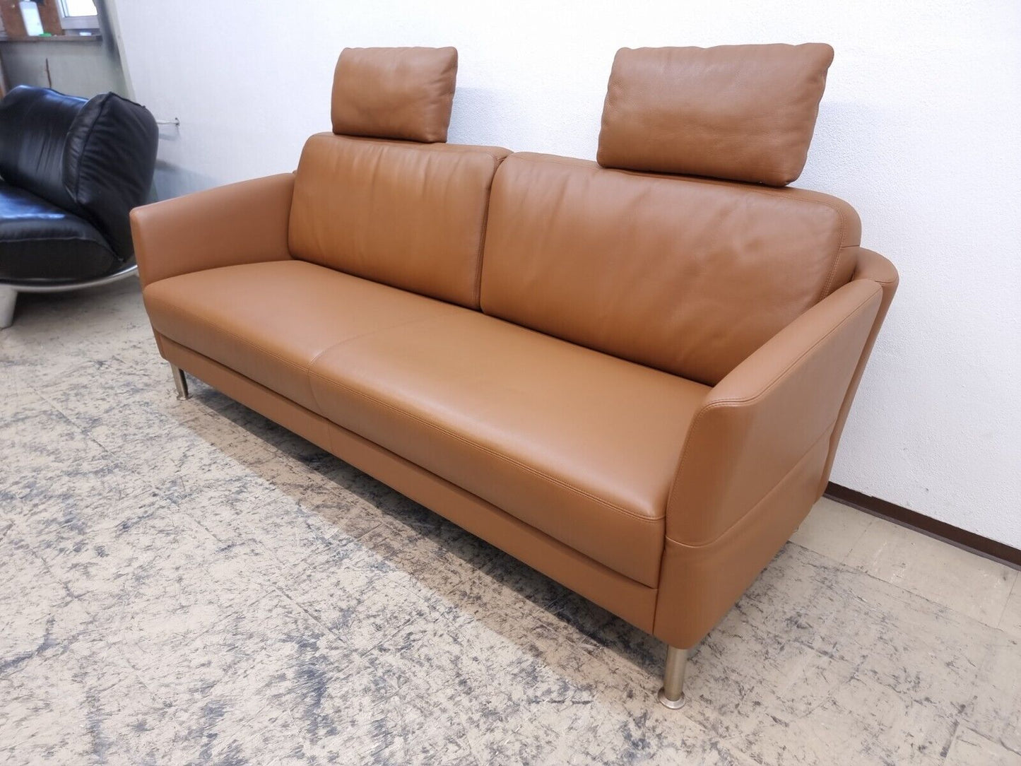 {{ product_title }} – {{ product_type }} von JS Furniture, Designer-Möbel gebraucht.