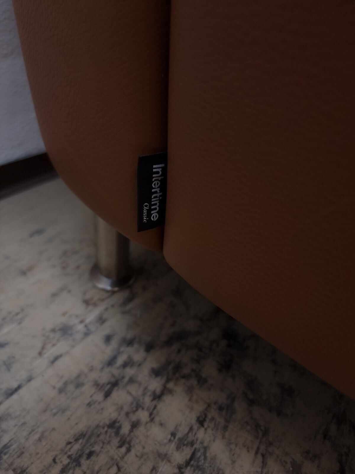 {{ product_title }} – {{ product_type }} von JS Furniture, Designer-Möbel gebraucht.
