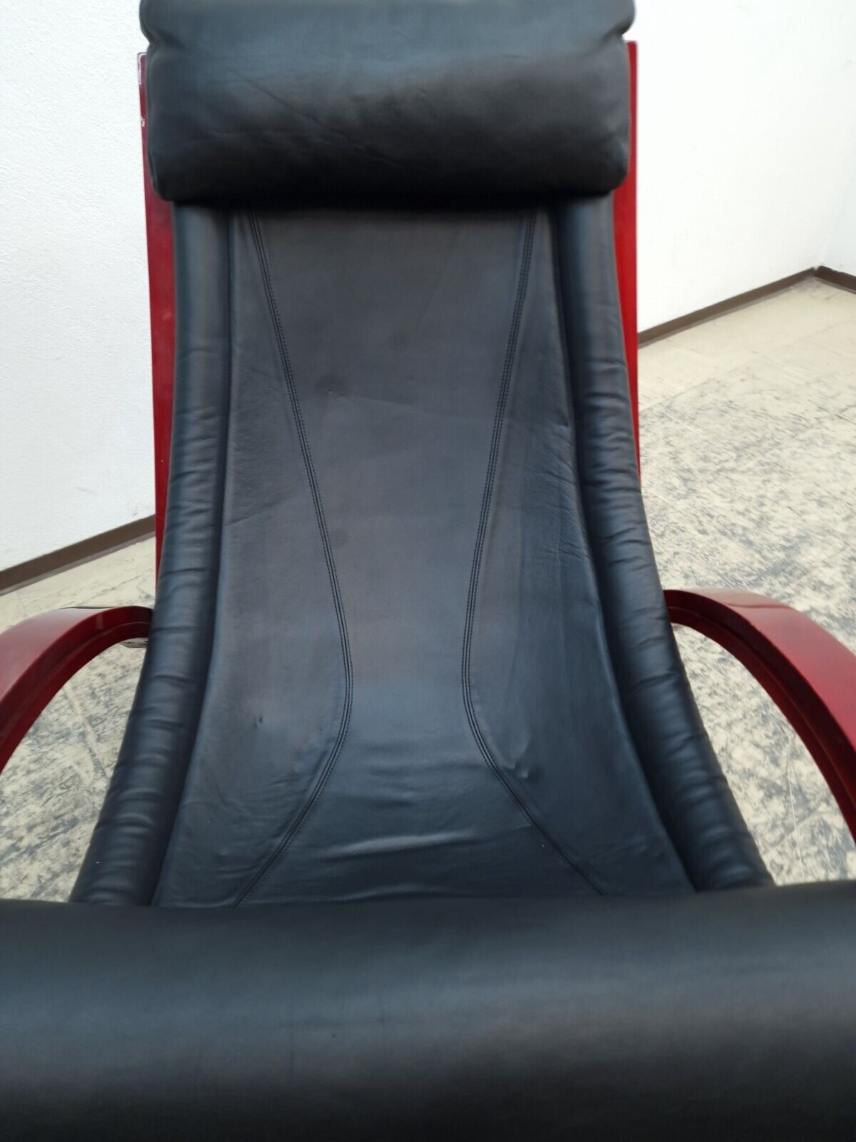 {{ product_title }} – {{ product_type }} von JS Furniture, Designer-Möbel gebraucht.