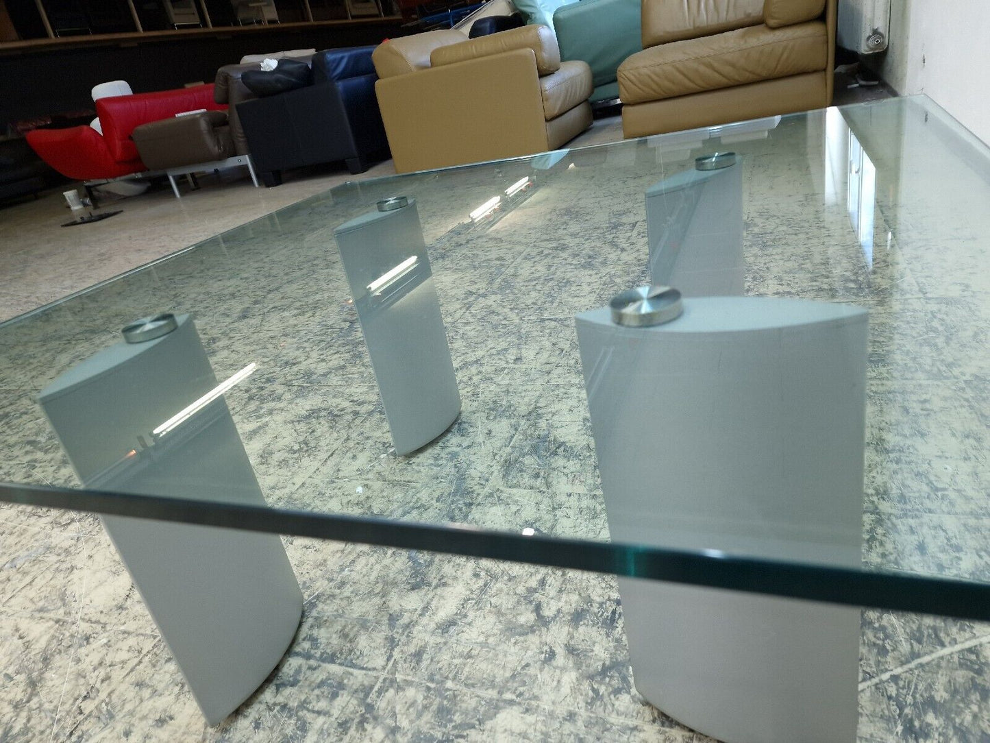 {{ product_title }} – {{ product_type }} von JS Furniture, Designer-Möbel gebraucht.