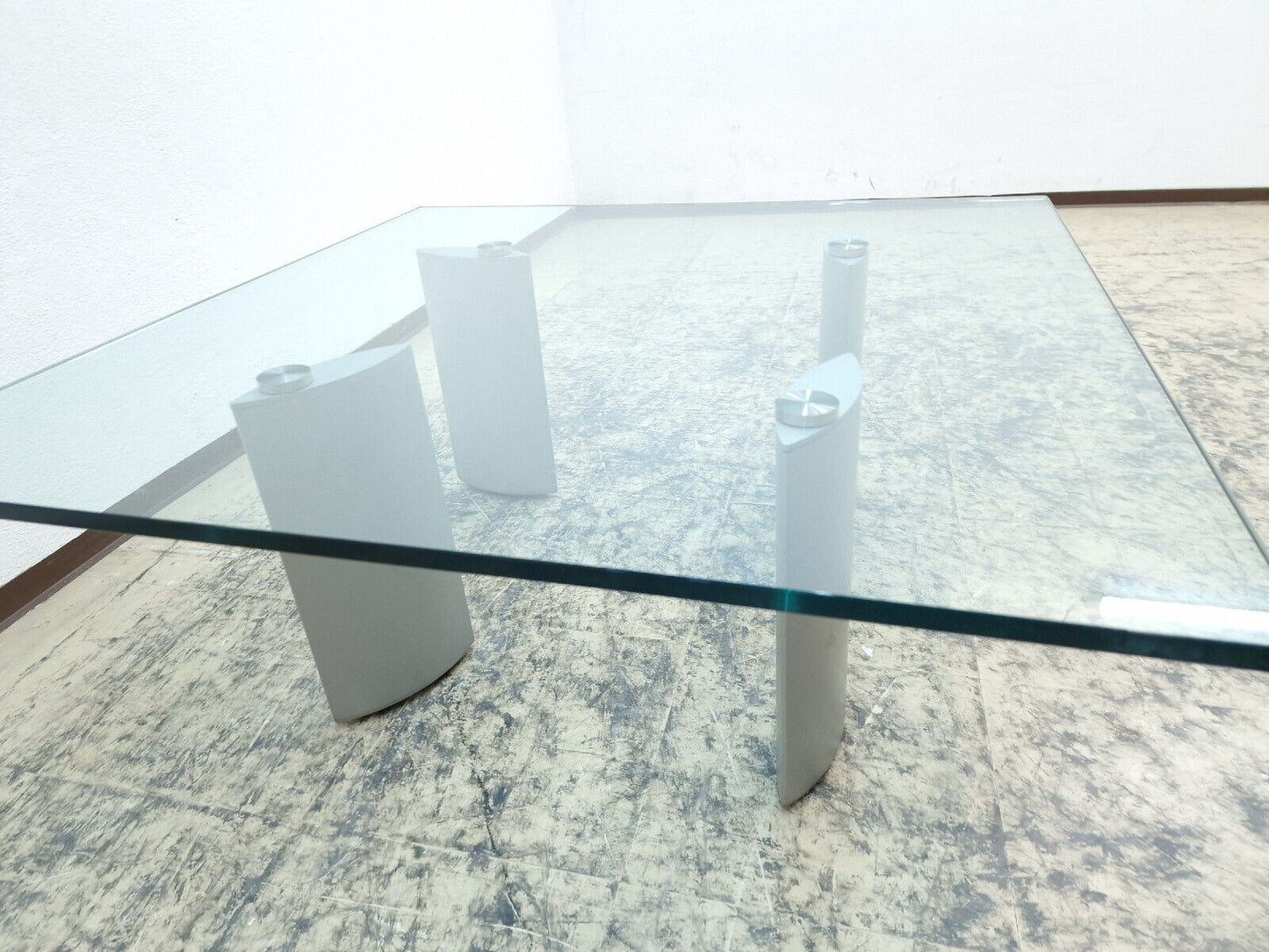 {{ product_title }} – {{ product_type }} von JS Furniture, Designer-Möbel gebraucht.