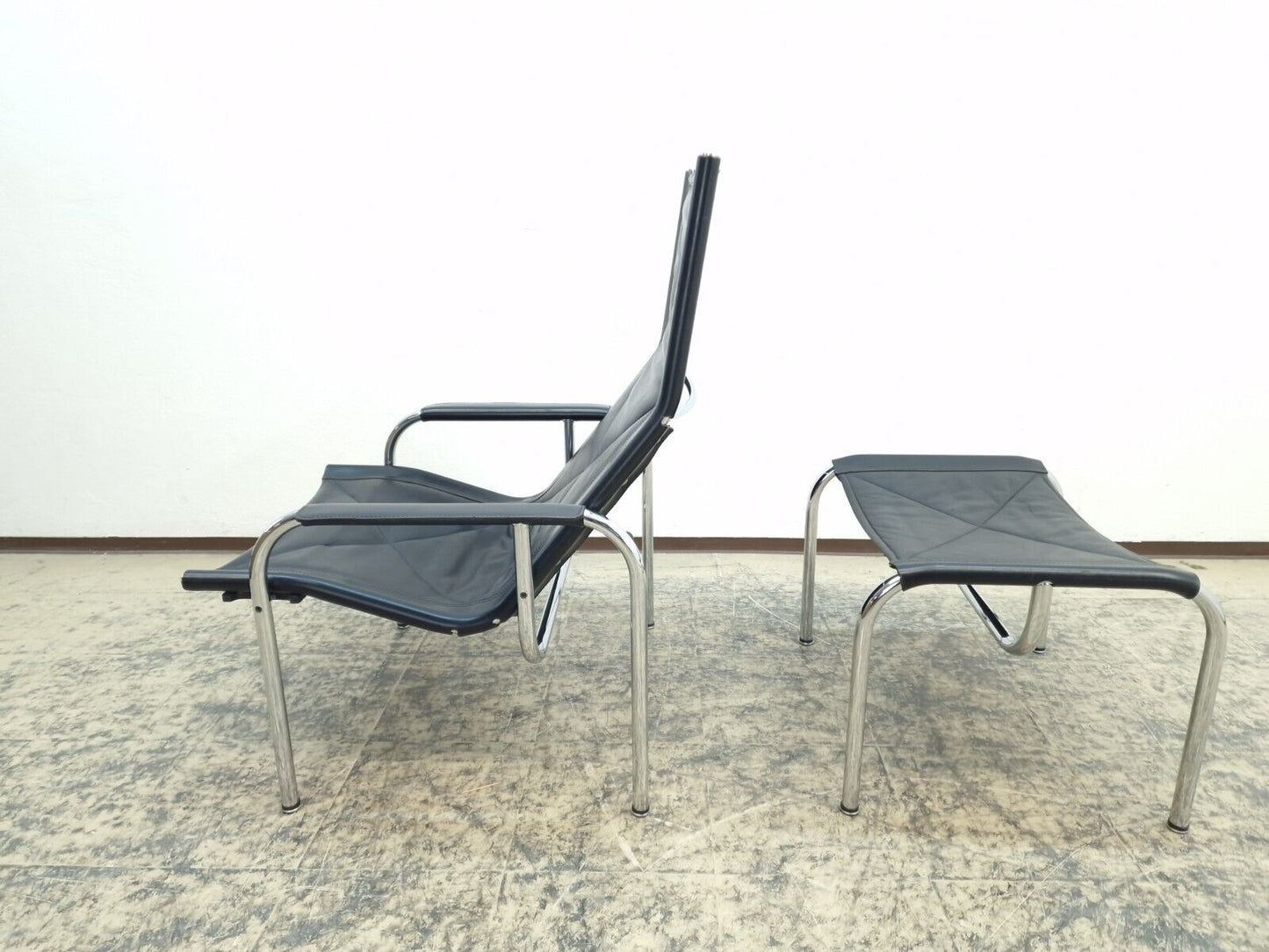 {{ product_title }} – {{ product_type }} von JS Furniture, Designer-Möbel gebraucht.