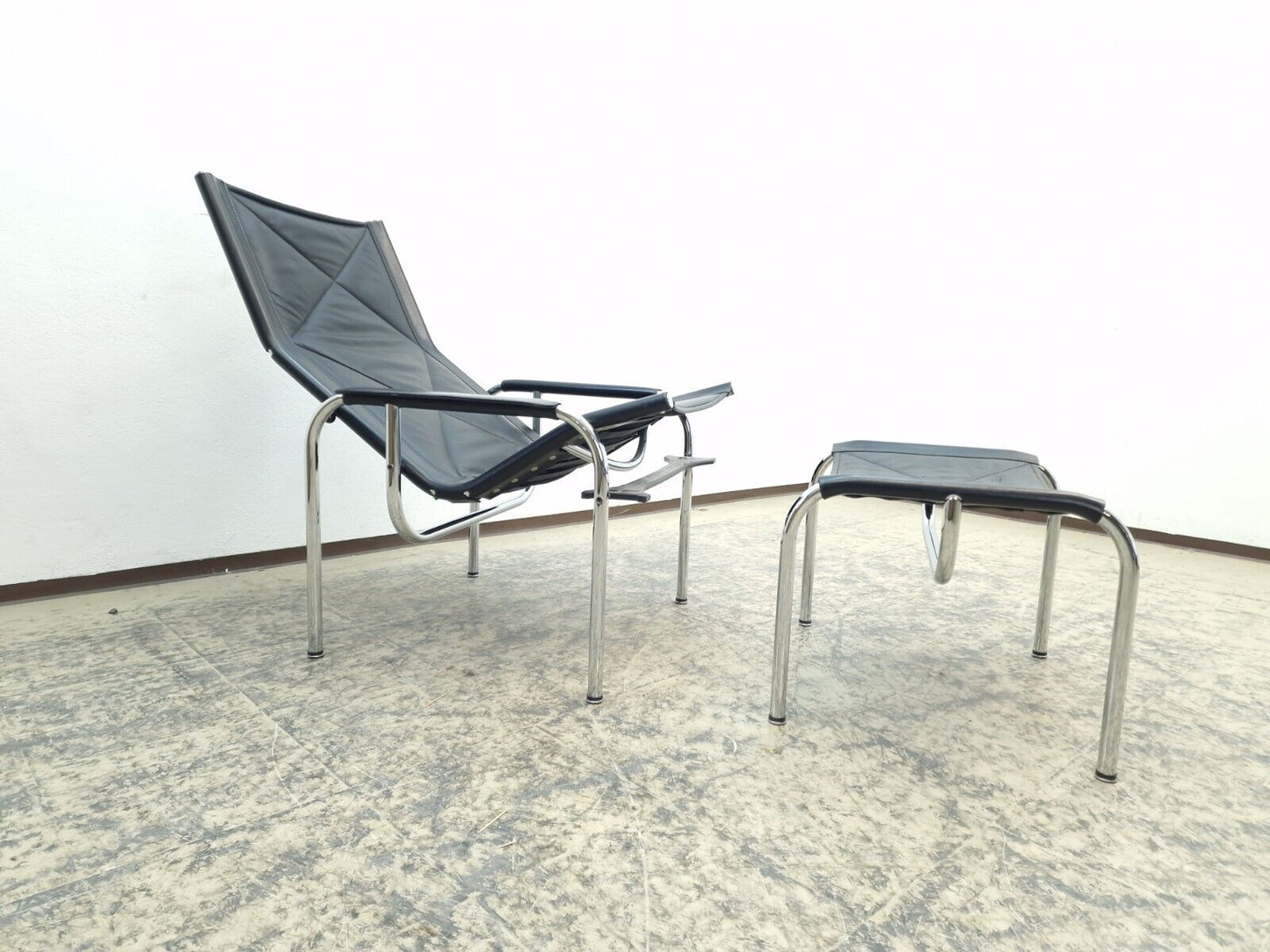 {{ product_title }} – {{ product_type }} von JS Furniture, Designer-Möbel gebraucht.