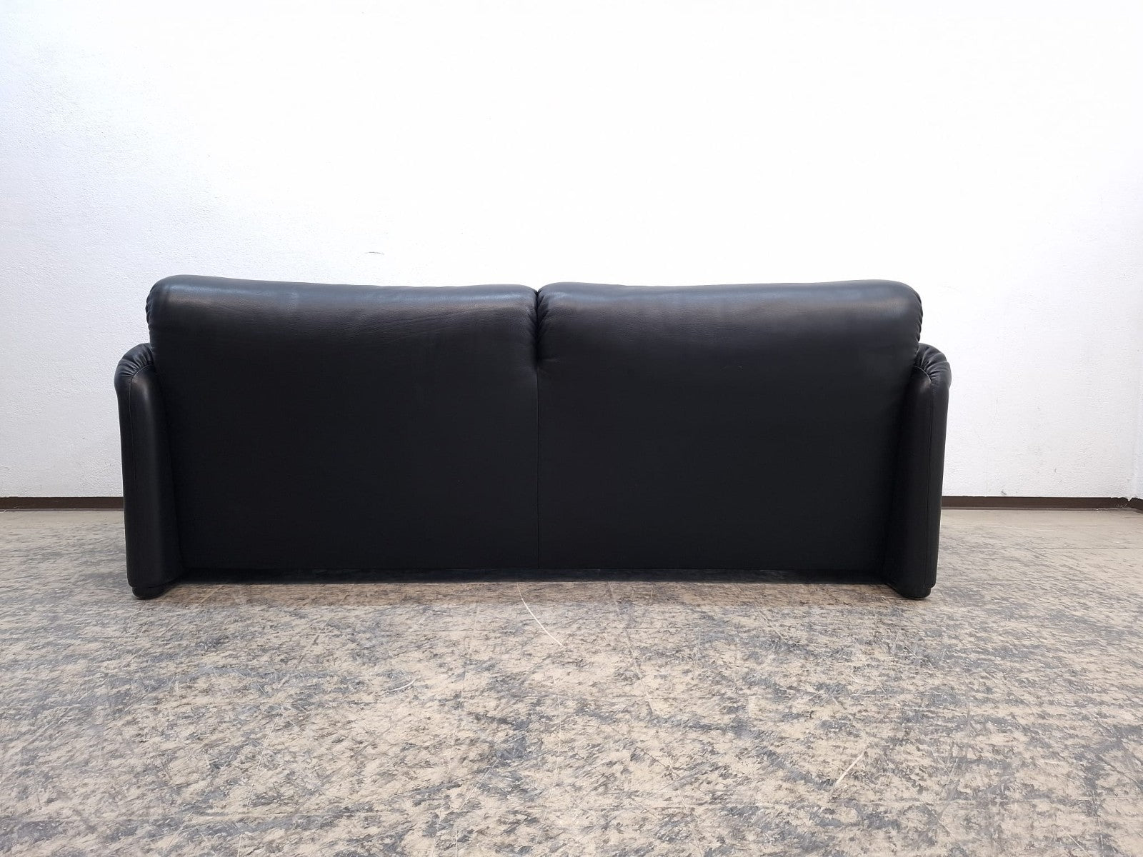 Cassina Maralunga Zweisitzer Designersofa Ledersofa Couch Ledercouch schwarz-Cassina-JSFurniture