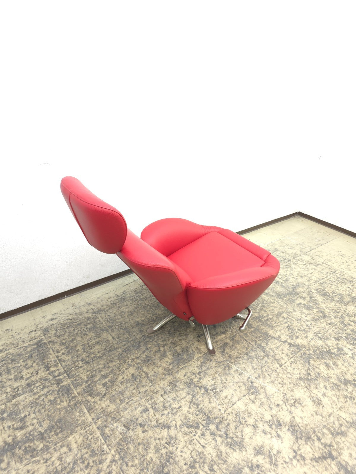 Cassina Dodo Sessel Designersessel Ledersessel Drehsessel Neuwertig Ausstellung-Cassina-JSFurniture