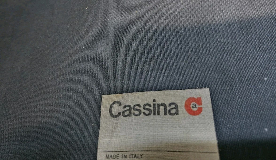 8837772