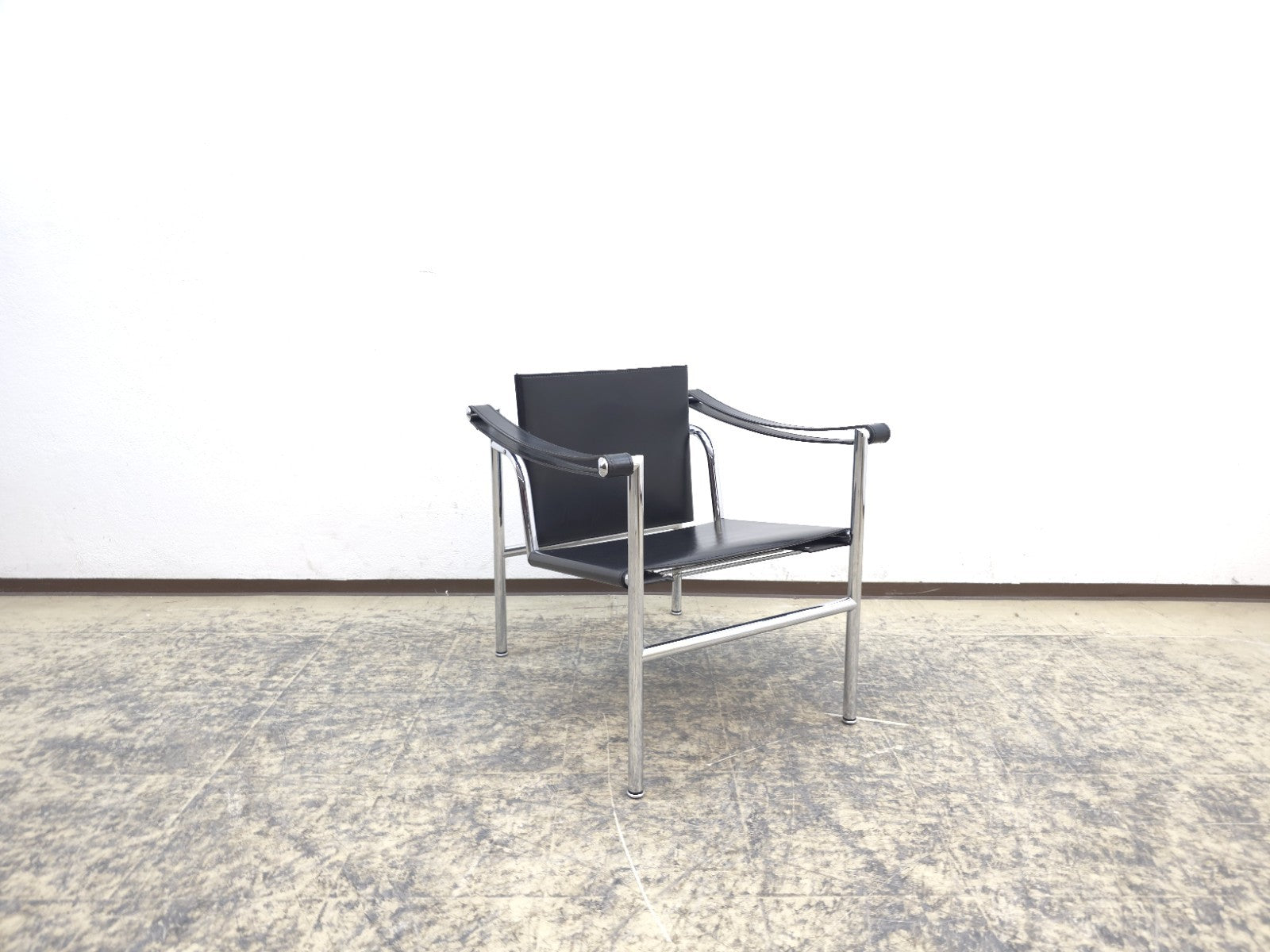 Cassina LC1 Sessel Le Corbusier Leder Schwarz-Cassina-JSFurniture