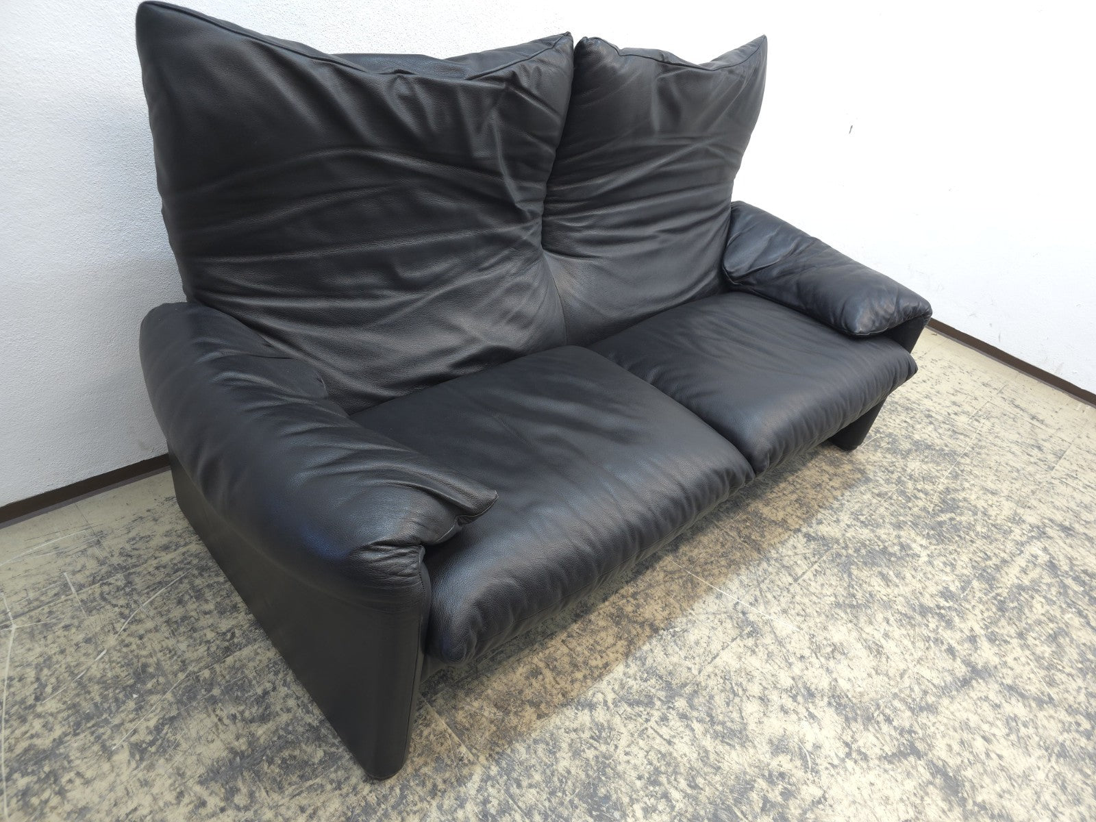 Cassina Maralunga Zweisitzer Designersofa Ledersofa Couch Ledercouch schwarz-Cassina-JSFurniture