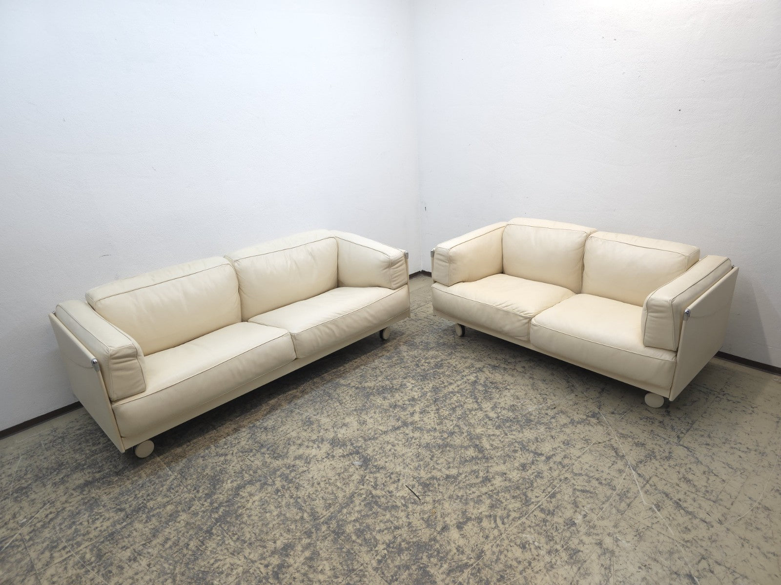 Poltrona Frau Twice Sofa Garnitur Leder Beige Designer Sofa Set-Poltrona Frau-JSFurniture