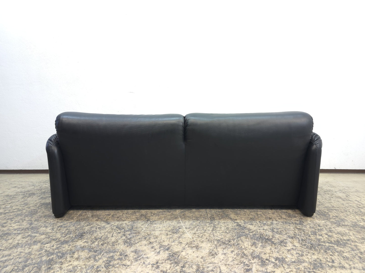 Cassina Maralunga Zweisitzer Designersofa Ledersofa Couch Ledercouch schwarz-Cassina-JSFurniture