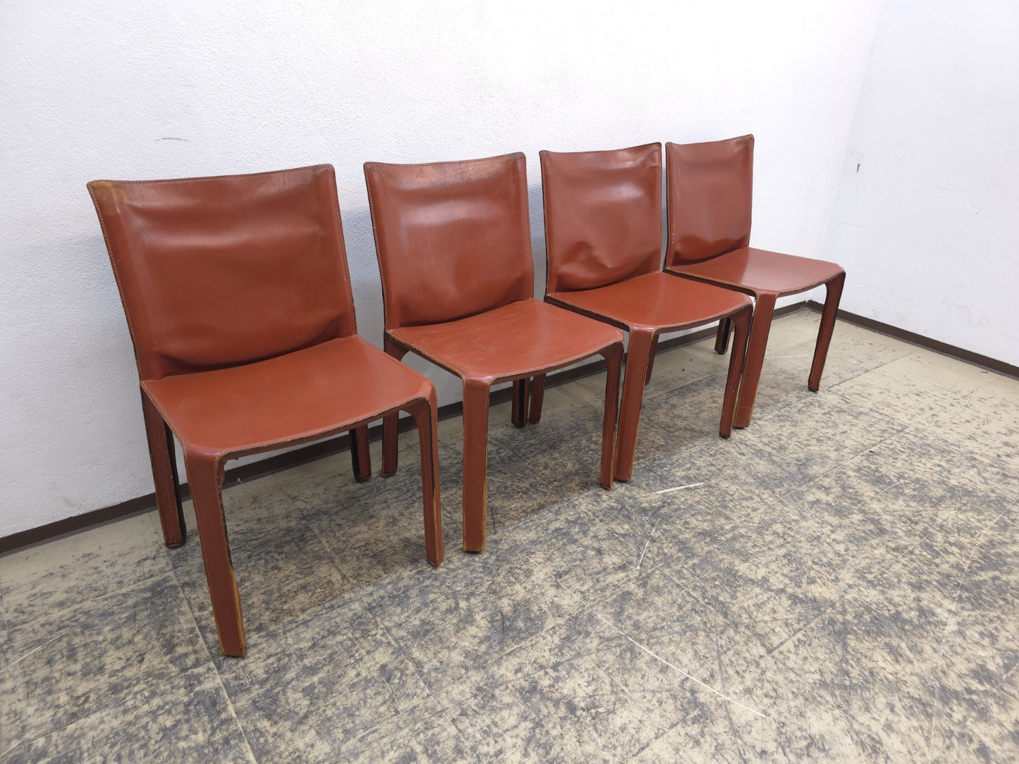 Cassina Cab Set 4 Stühle + Sofa Leder Cognac-Cassina-JSFurniture