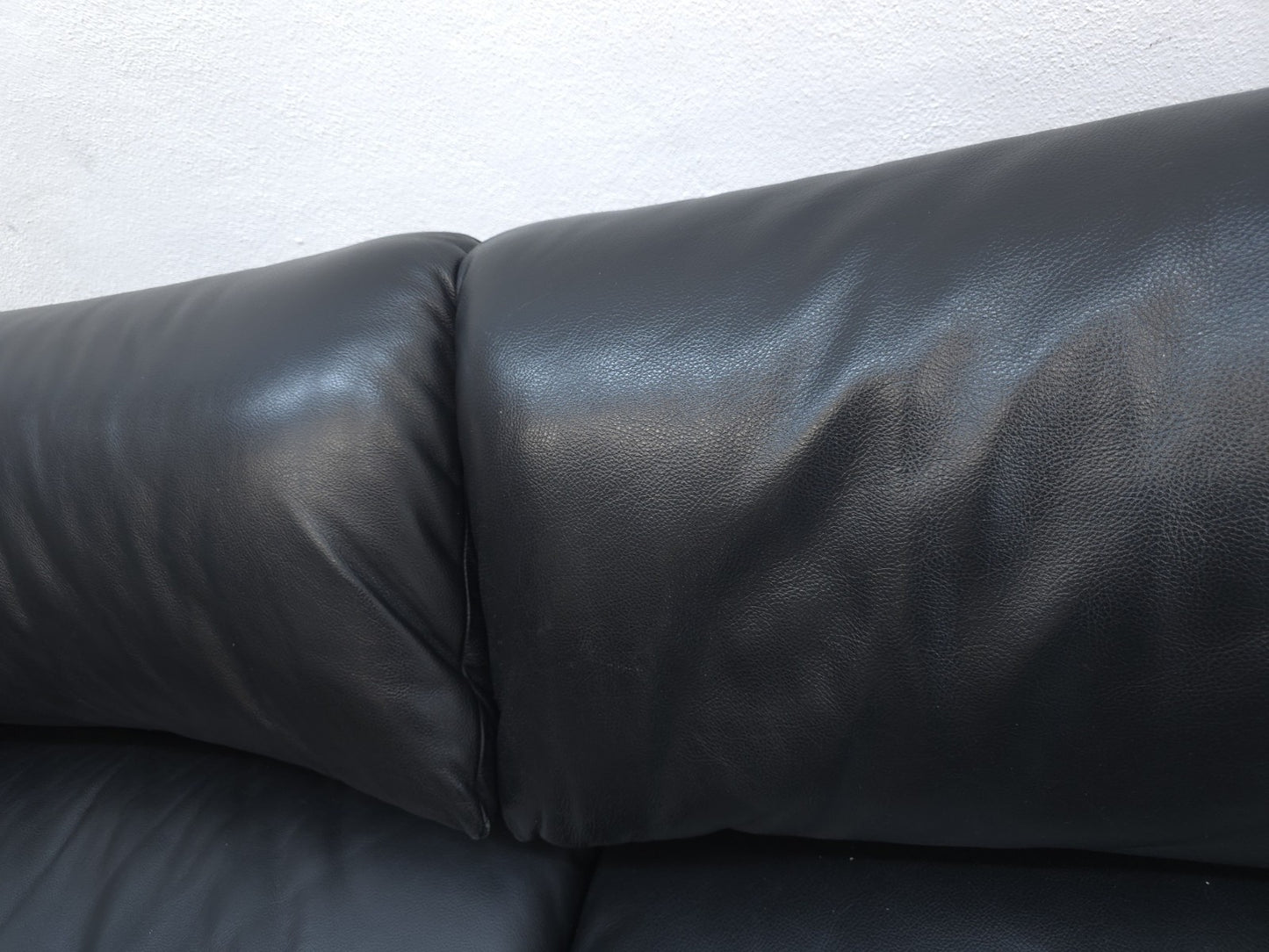 Cassina Maralunga Zweisitzer Designersofa Ledersofa Couch Ledercouch schwarz-Cassina-JSFurniture
