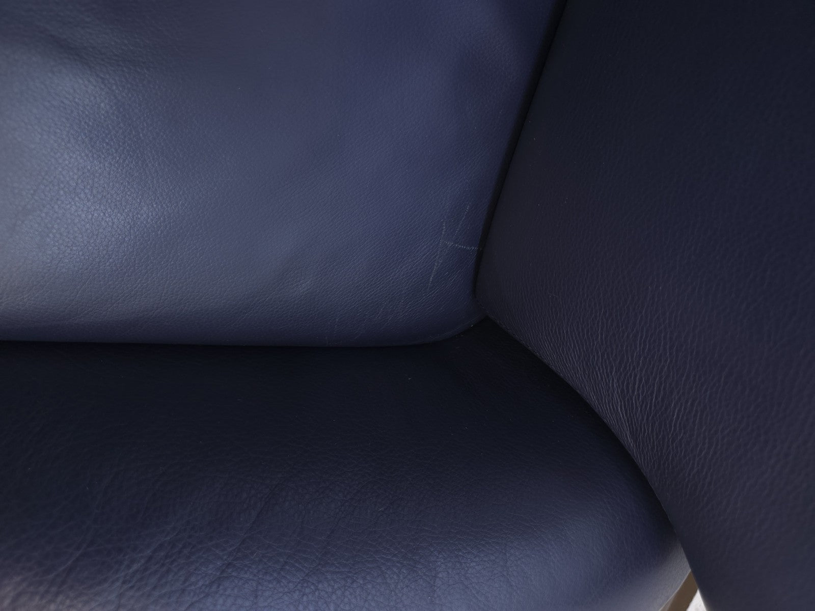 Cassina Dodo Sessel Leder Blau Relaxsessel-Cassina-JSFurniture