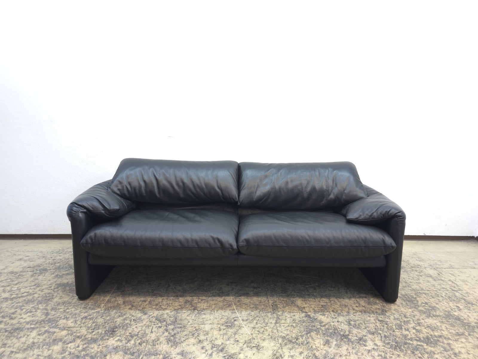 Cassina Maralunga Zweisitzer Designersofa Ledersofa Couch Ledercouch schwarz-Cassina-JSFurniture