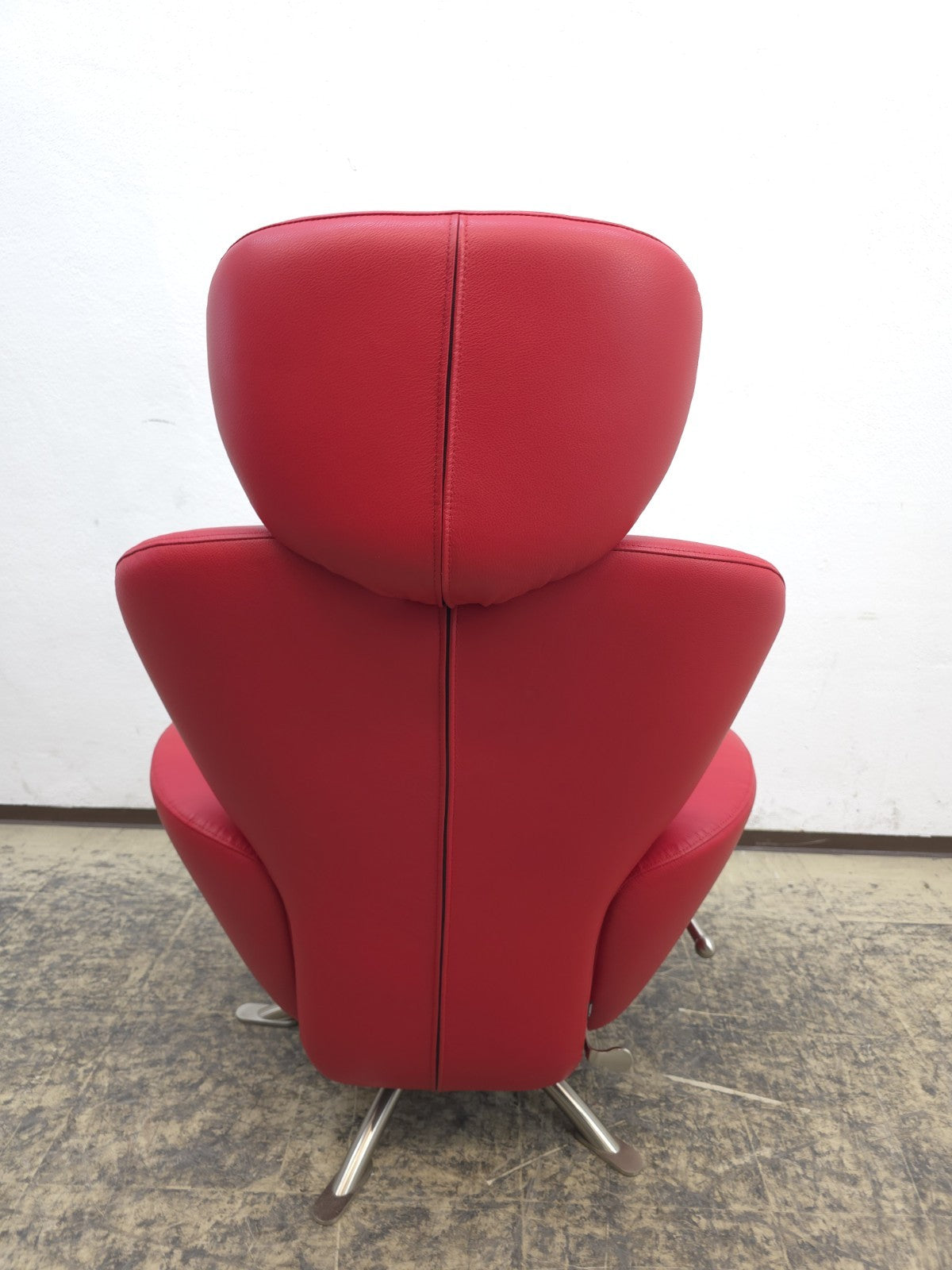 Cassina Dodo Sessel Designersessel Ledersessel Drehsessel Neuwertig Ausstellung-Cassina-JSFurniture