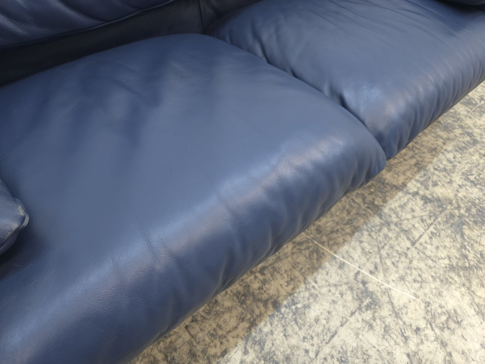 Cassina Maralunga Zweisitzer Designersofa Ledersofa Couch Ledercouch Blau Sofa-Cassina-JSFurniture