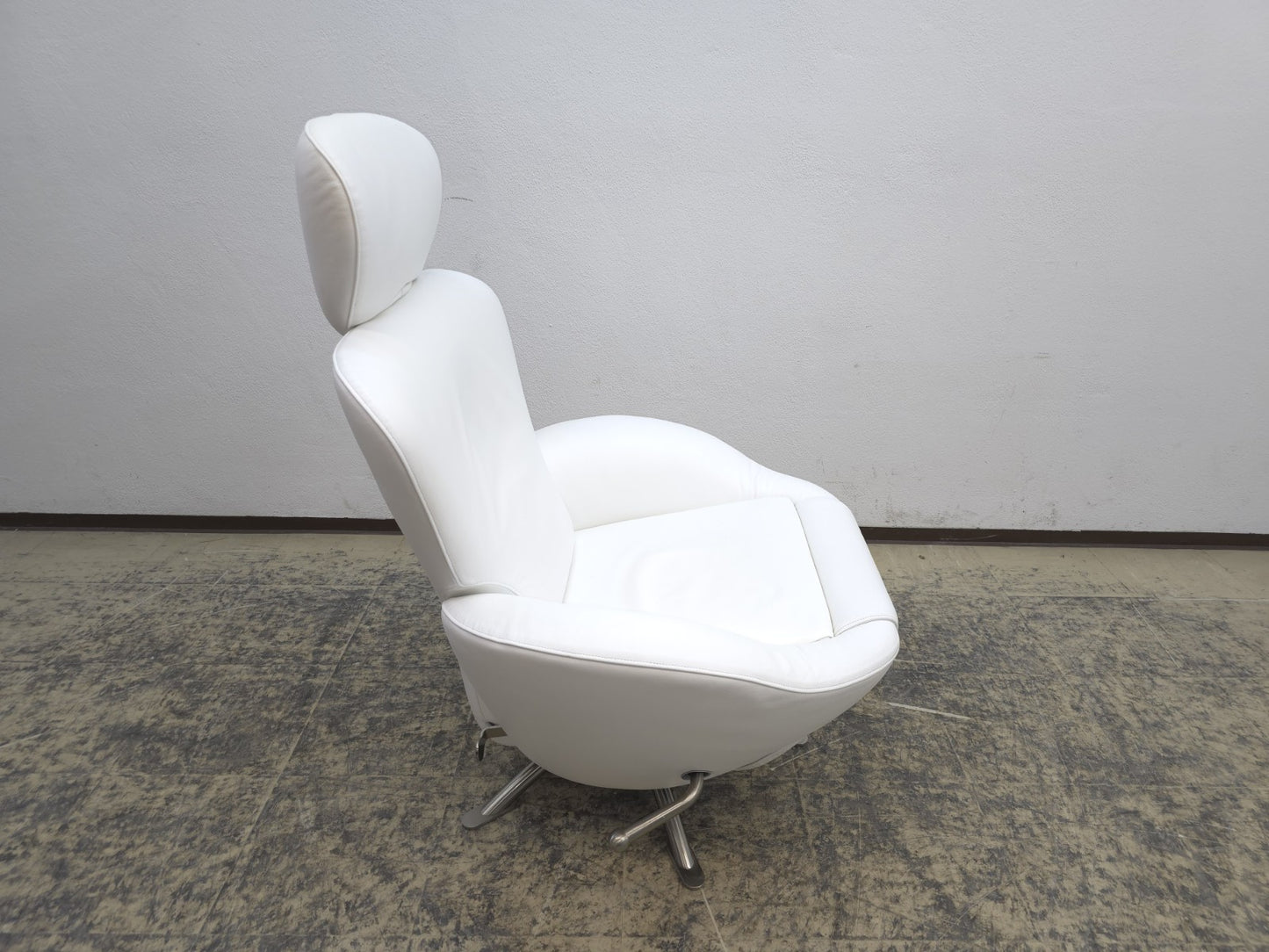 Cassina Dodo Ledersessel Weiß Designer Relaxsessel-Cassina-JSFurniture
