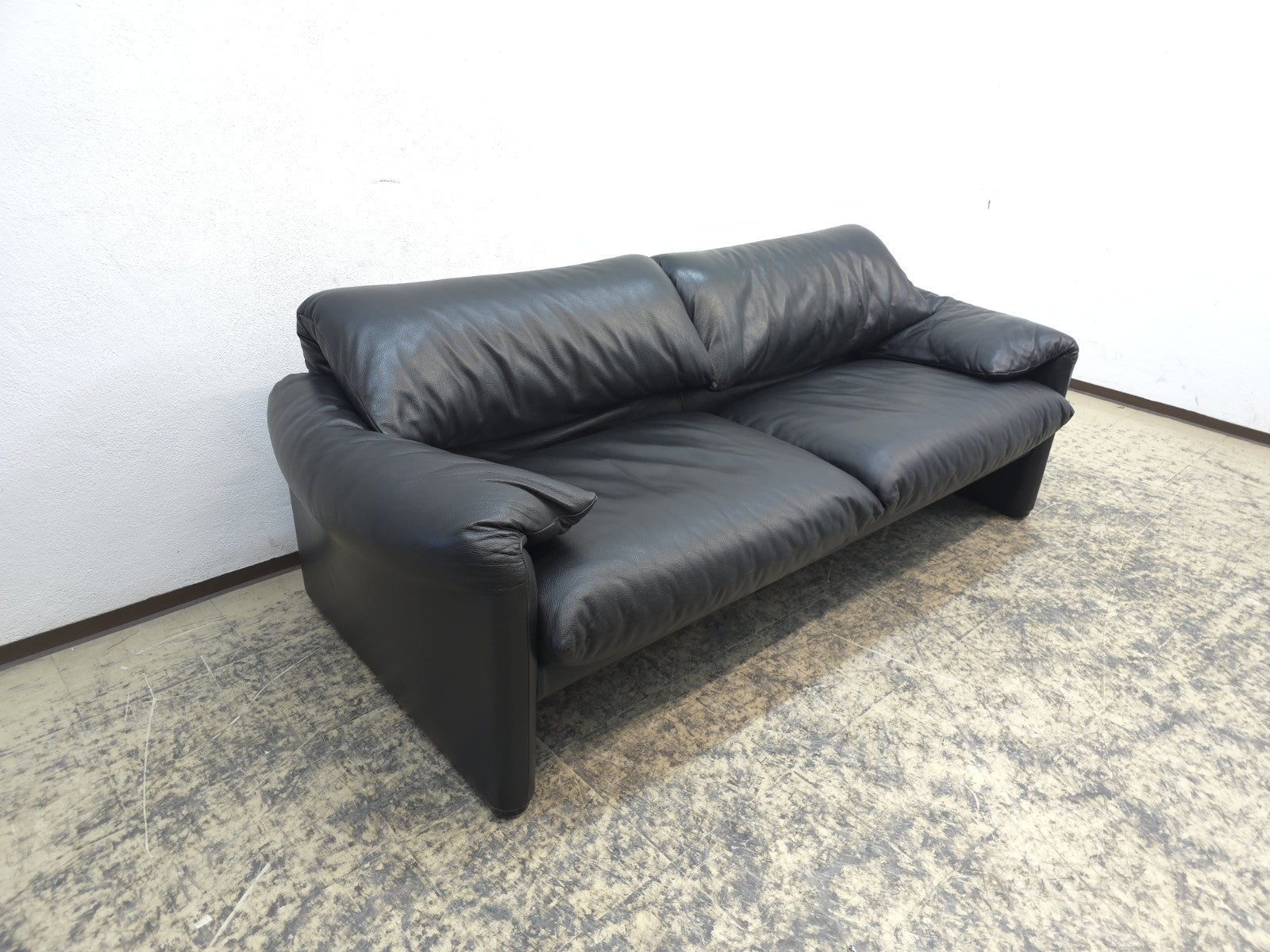 Cassina Maralunga Zweisitzer Designersofa Ledersofa Couch Ledercouch schwarz-Cassina-JSFurniture