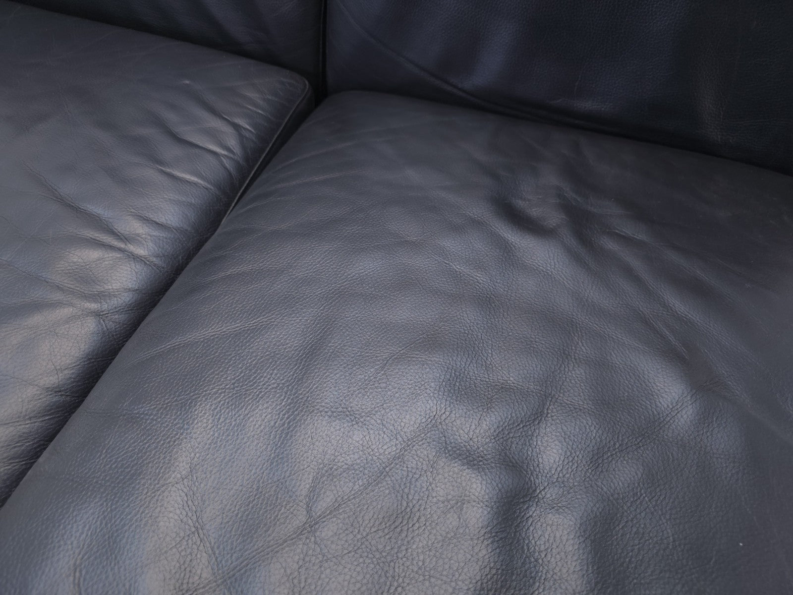 {{ product_title }} – {{ product_type }} von JS Furniture, Designer-Möbel gebraucht.