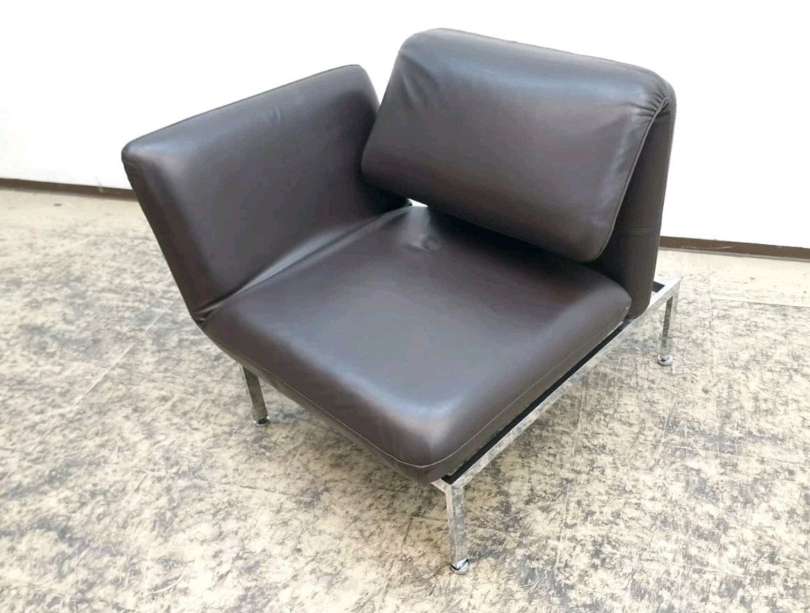 {{ product_title }} – {{ product_type }} von JS Furniture, Designer-Möbel gebraucht.