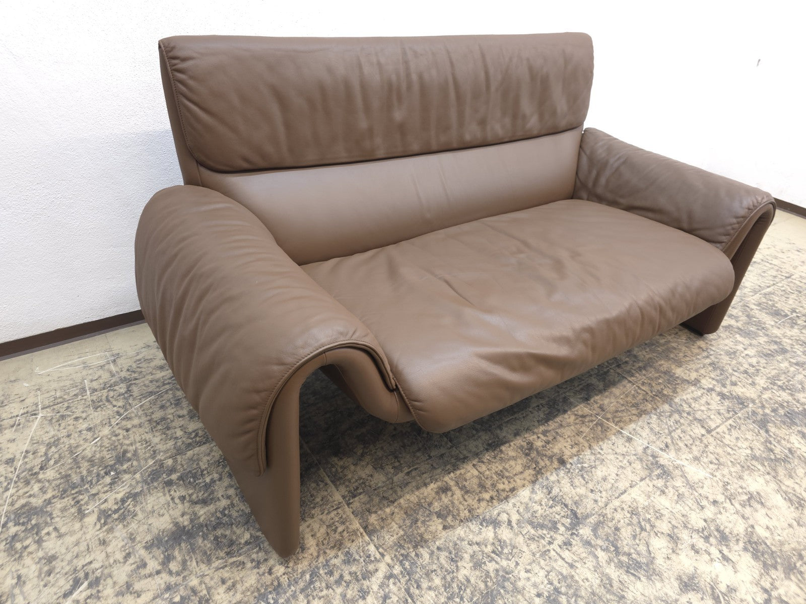 De Sede DS-2011 Braun Zweisitzer Designersofa Ledersofa Couch desede-De Sede-JSFurniture