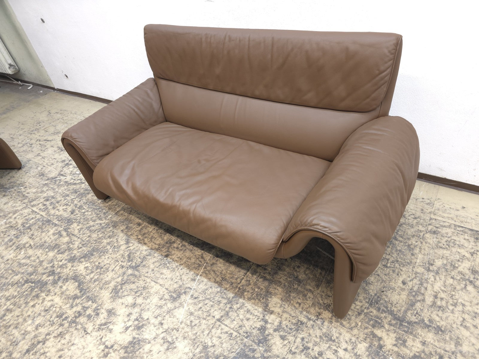 De Sede DS-2011 Braun Zweisitzer Designersofa Ledersofa Couch desede-De Sede-JSFurniture