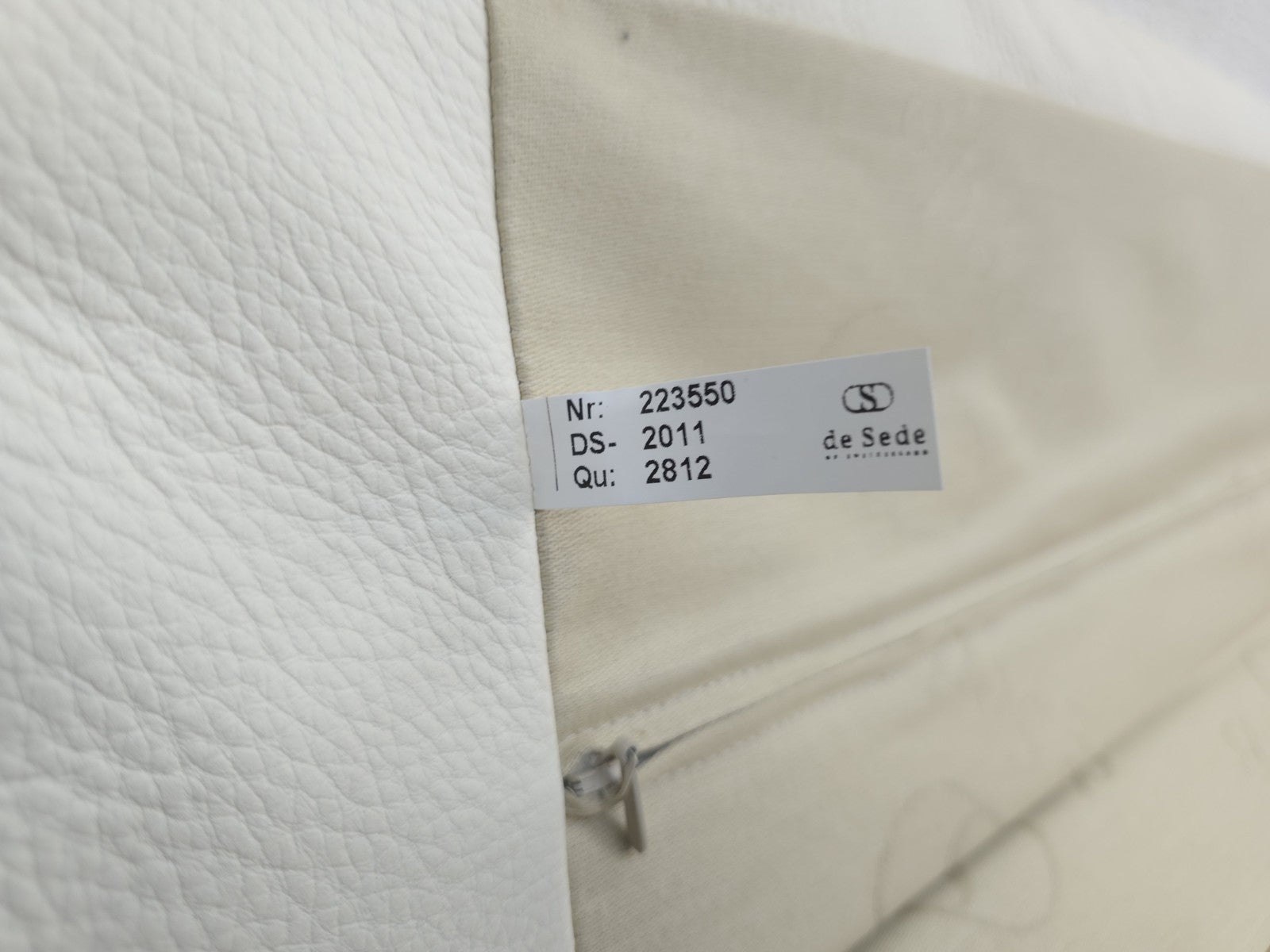 De Sede DS-2011 Designersofa Ledersofa Couch Zweisitzer Creme-De Sede-JSFurniture