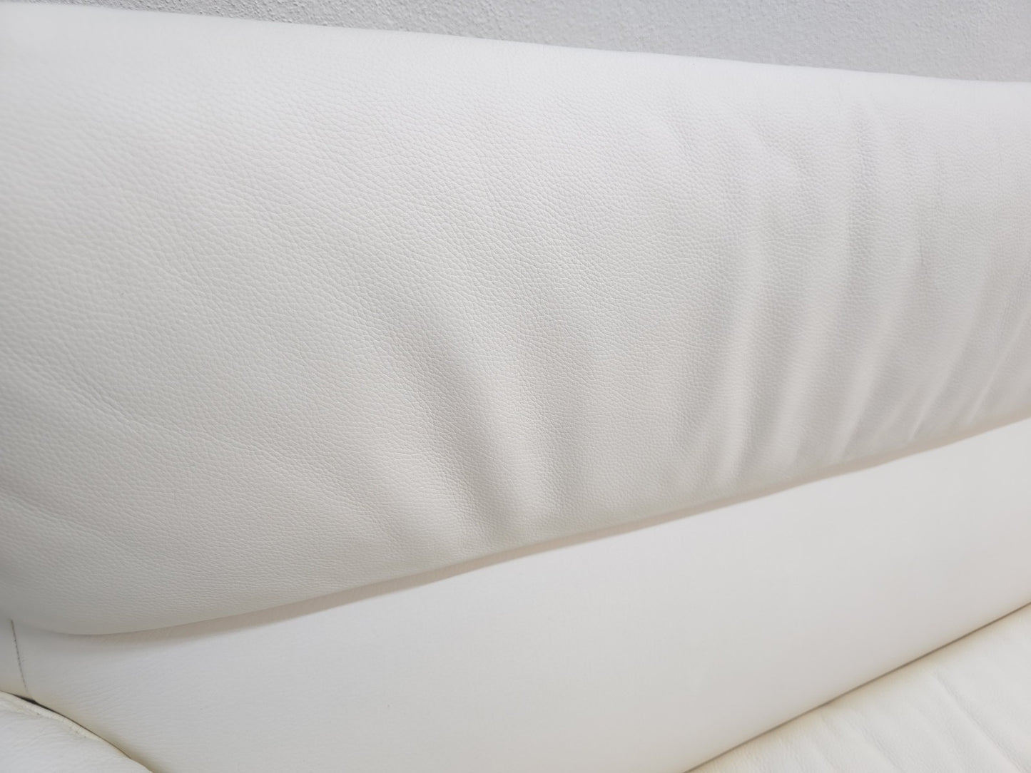 De Sede DS-2011 Designersofa Ledersofa Couch Zweisitzer Creme-De Sede-JSFurniture
