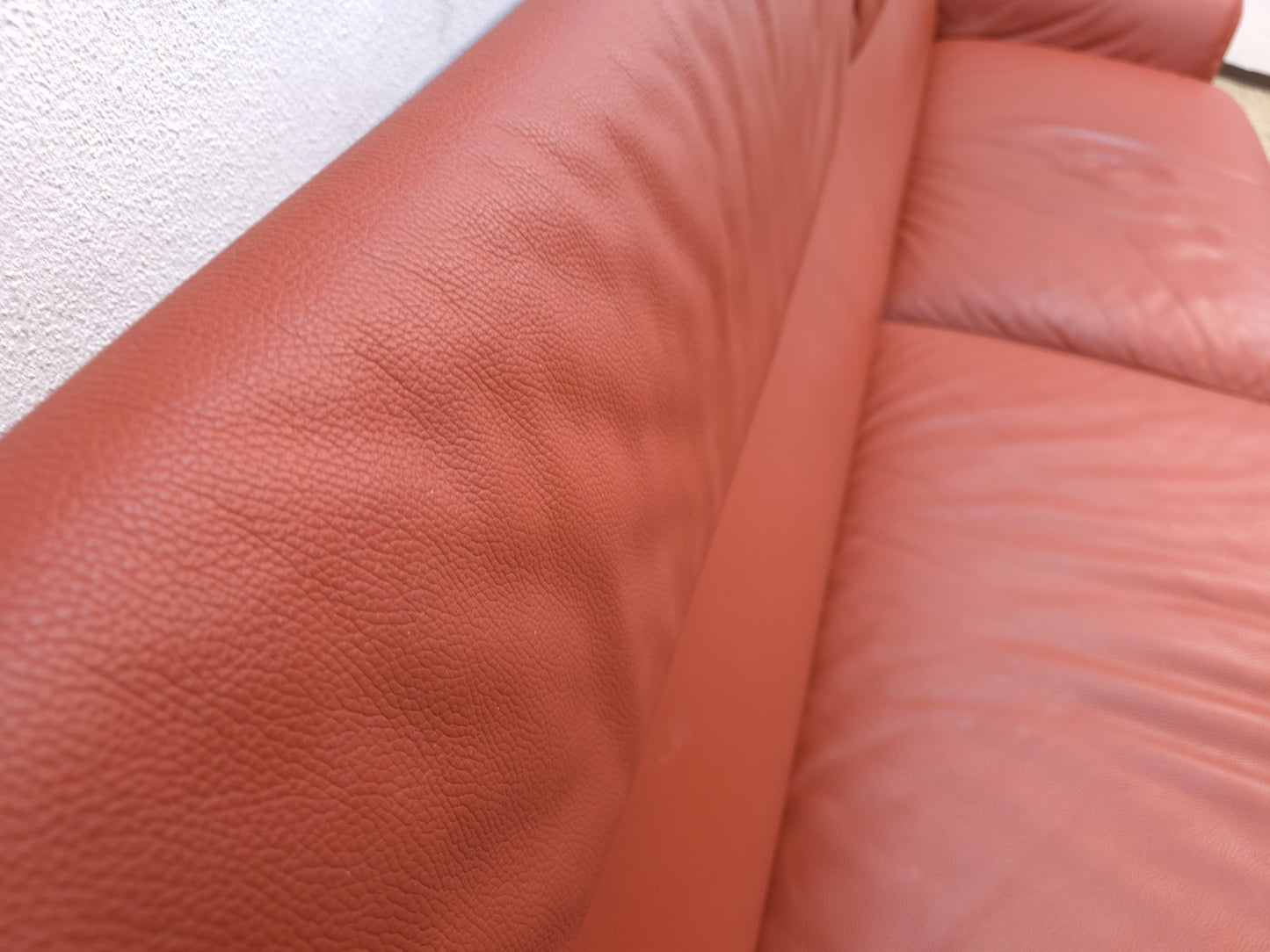 De Sede DS-2011 Dreisitzer Designersofa Lachsfarbe-De Sede-JSFurniture