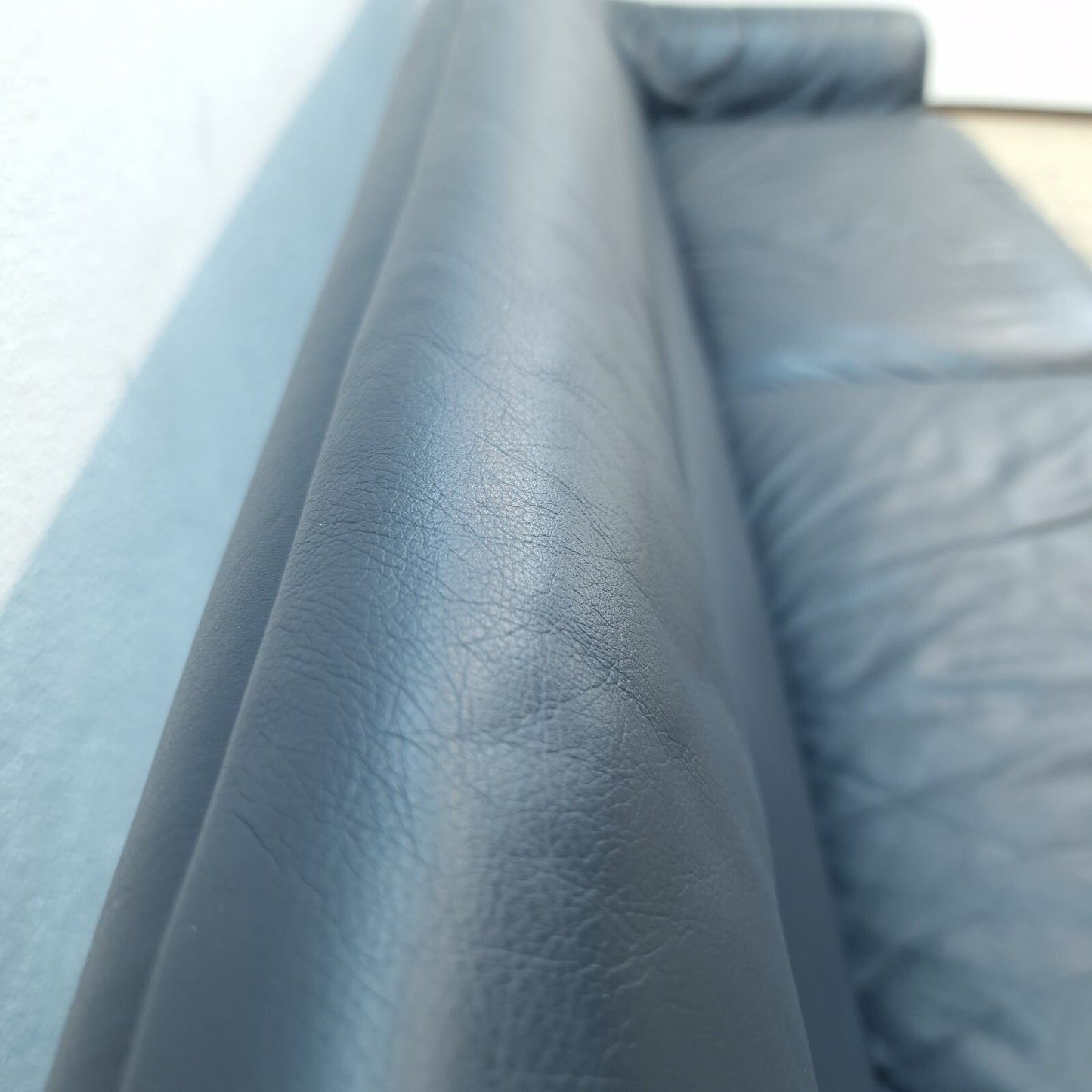 De Sede DS-2011 Sofa 3-Sitzer Leder 235cm Designer Couch Luxus Vintage Schweiz-De Sede-JSFurniture