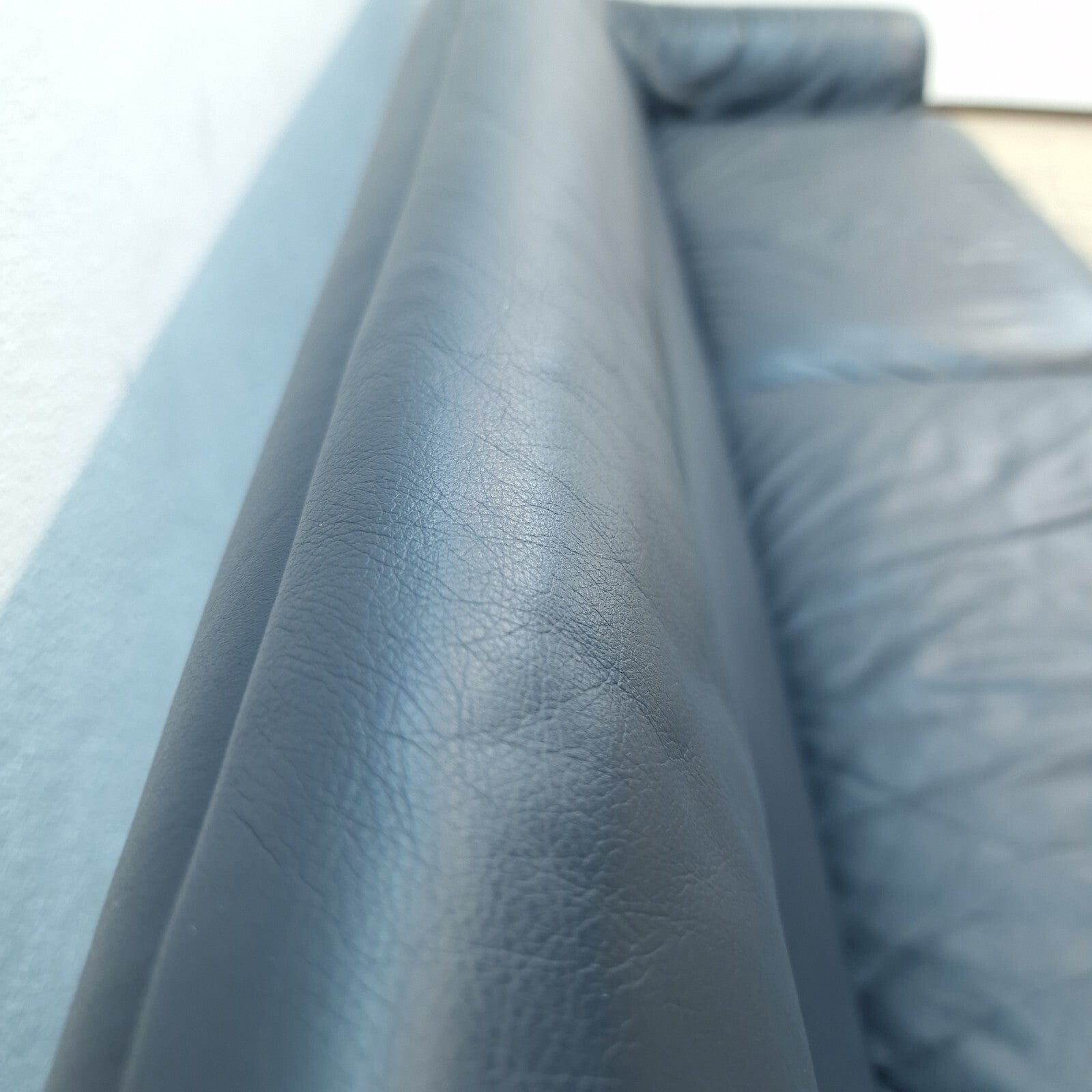 De Sede DS-2011 Sofa 3-Sitzer Leder 235cm Designer Couch Luxus Vintage Schweiz-De Sede-JSFurniture