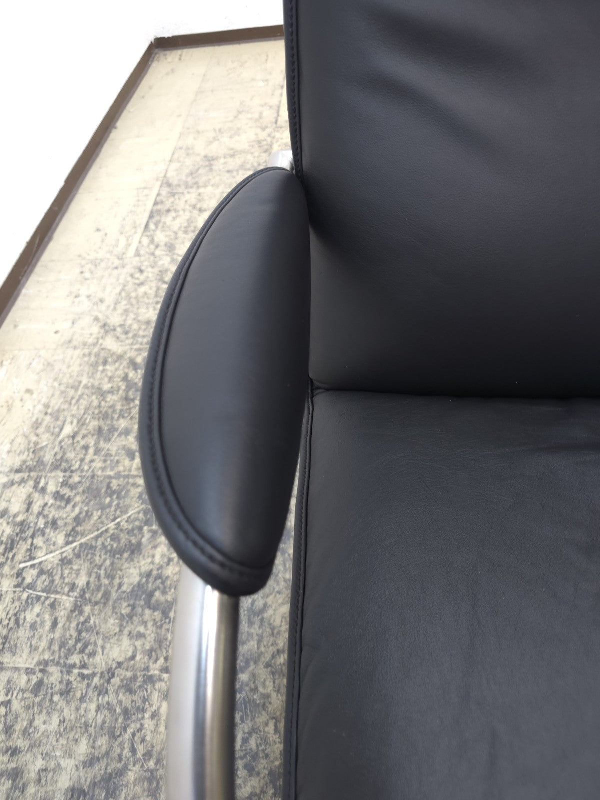 De Sede DS-270 Echtledersessel Schwarz Funktion-De Sede-JSFurniture